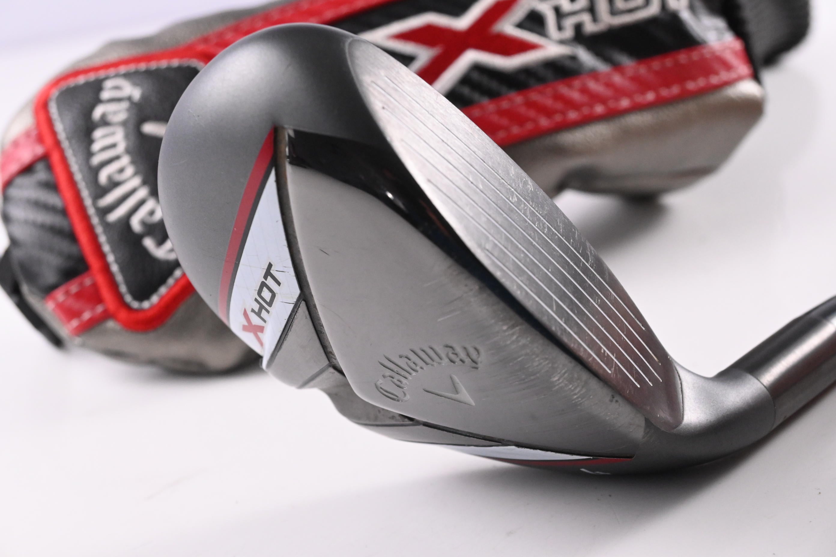 Callaway X Hot #4 Hybrid / 22 Degree / Regular Flex Project X PXV Red Shaft