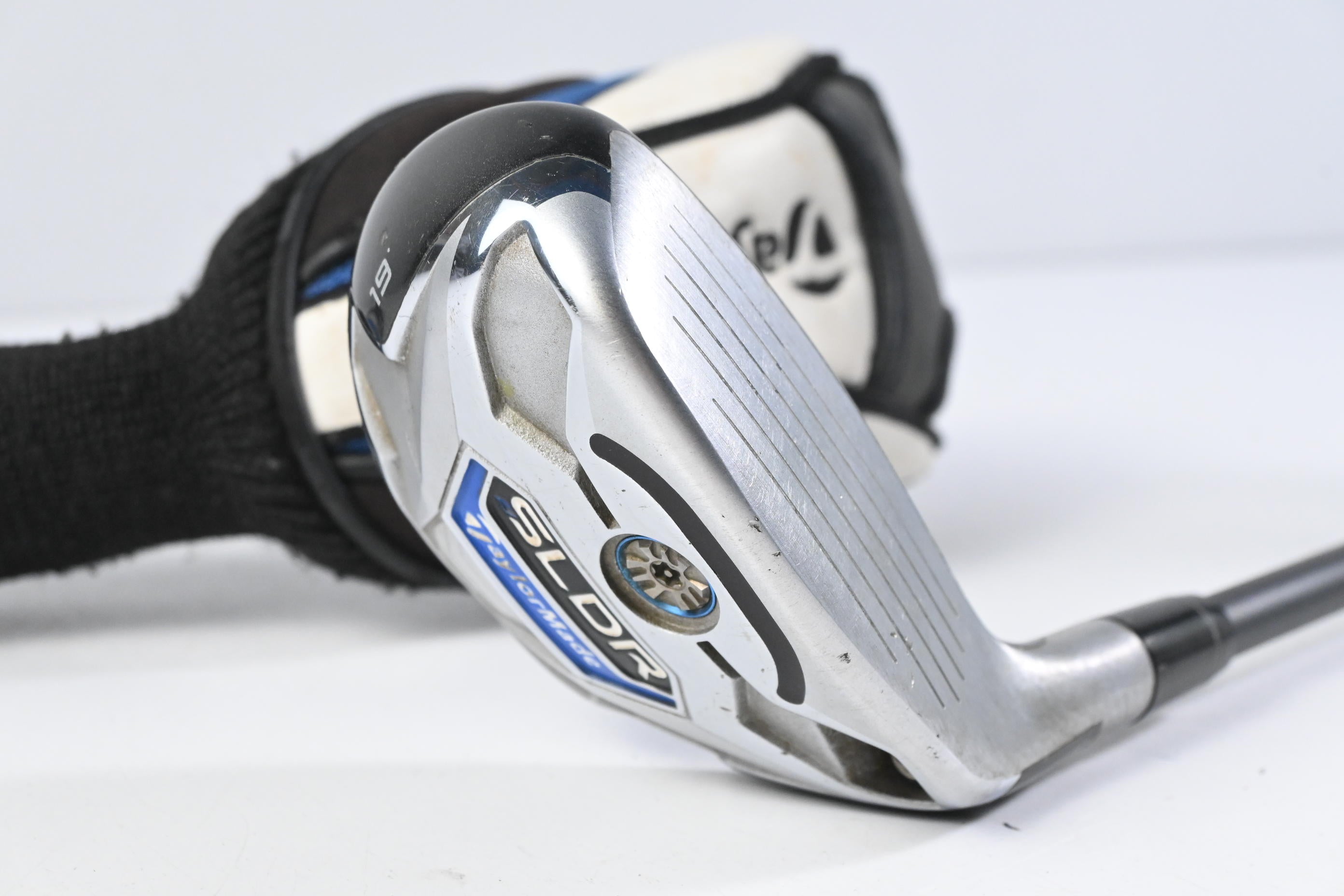 Taylormade SLDR #3 Hybrid / 19 Degree / Stiff Flex Fujikura Speeder 82 Shaft