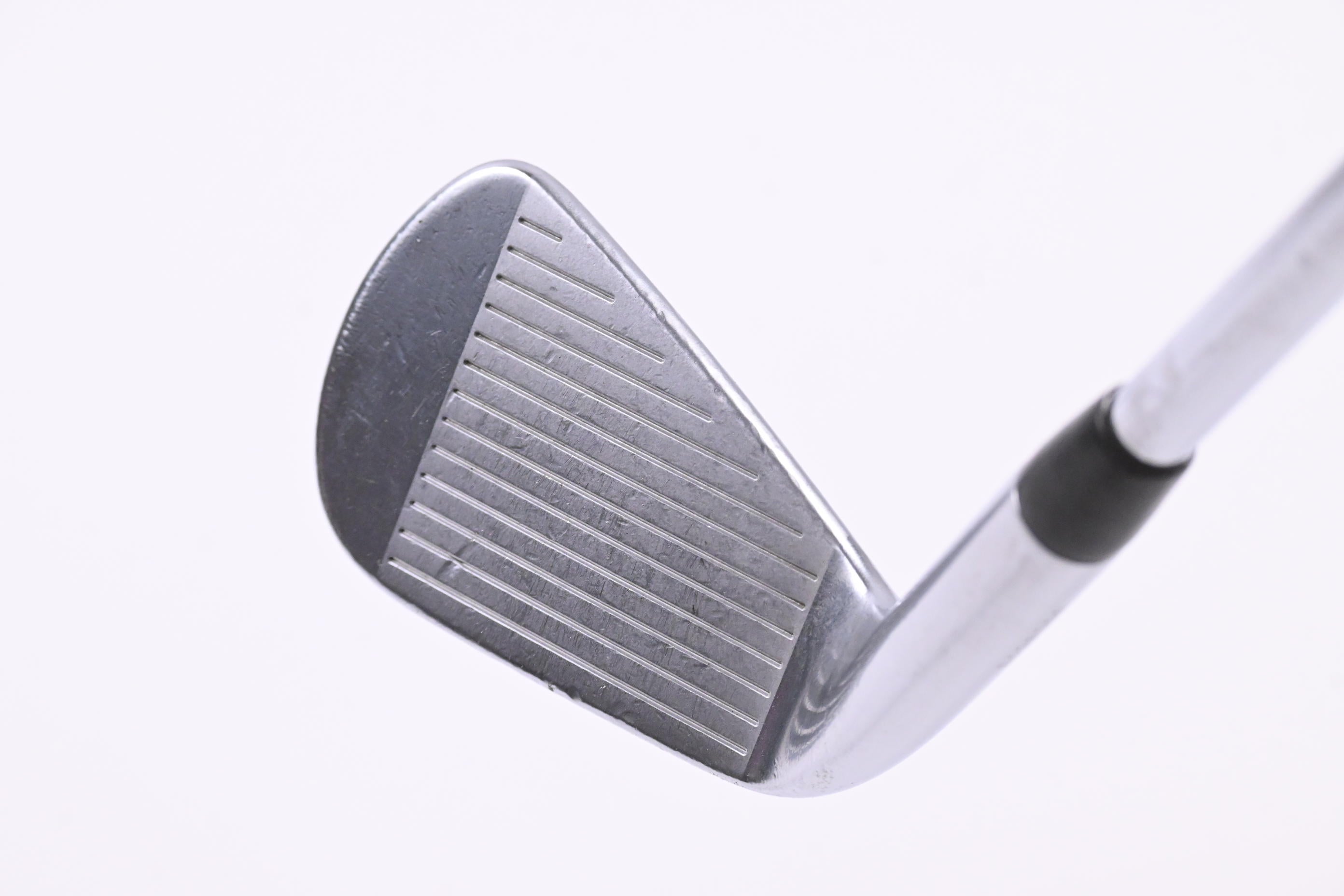 Titleist 620 MB #7 Iron / Stiff Flex Project X LZ 120 Shaft