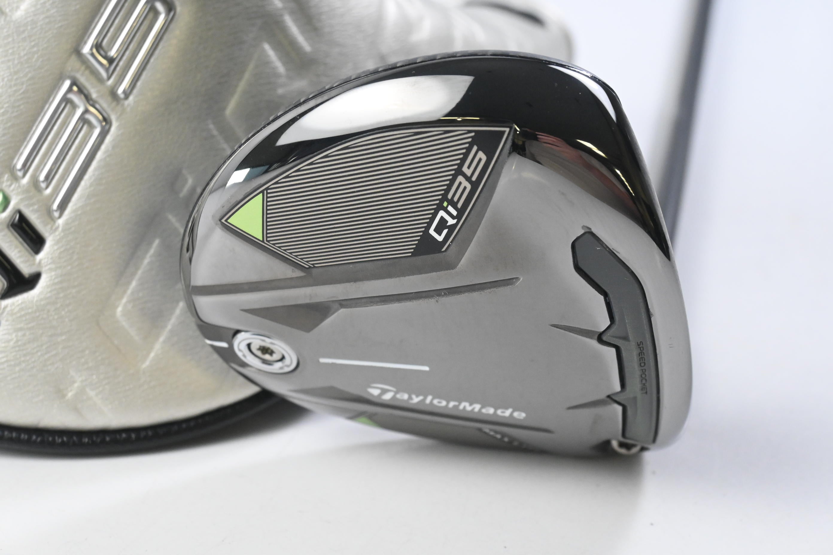 Taylormade Qi35 Max Lite #3 Wood / 15.5 Degree / Regular Flex Ventus Blue 5