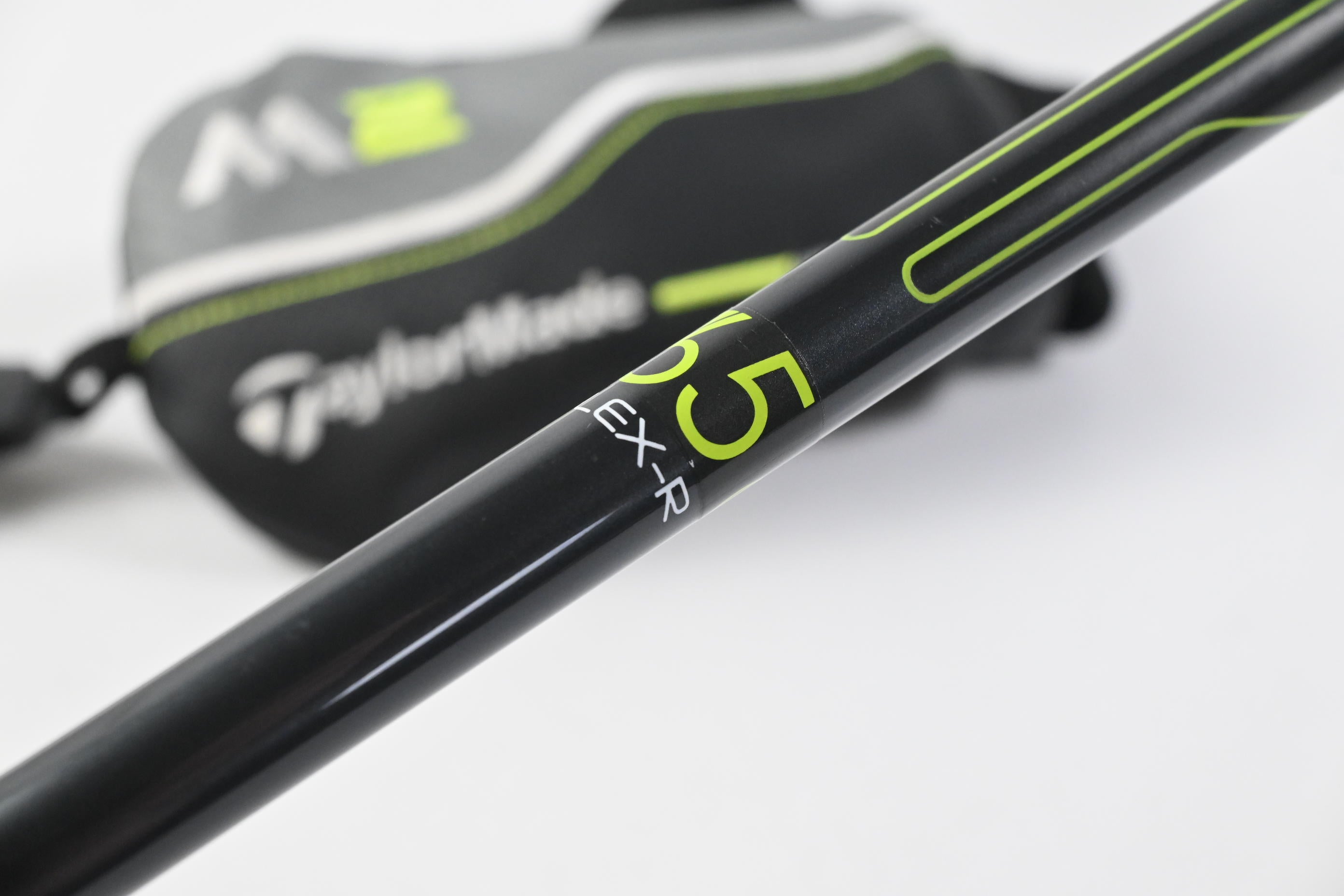 Taylormade M2 2017 #4 Hybrid / 22 Degree / Regular Flex M2 REAX 65 Shaft
