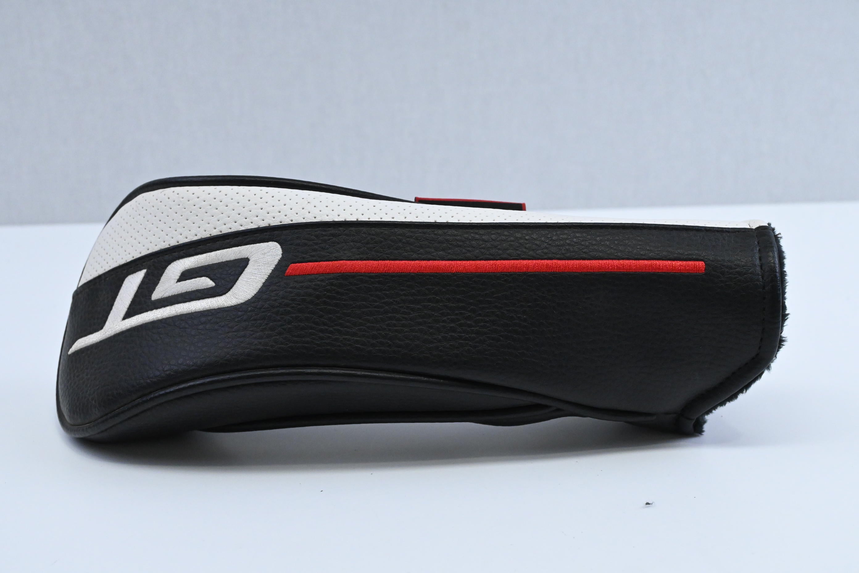 Titleist GT2 #5 Hybrid / 24 Degree / Regular Flex Denali Red 60 Shaft
