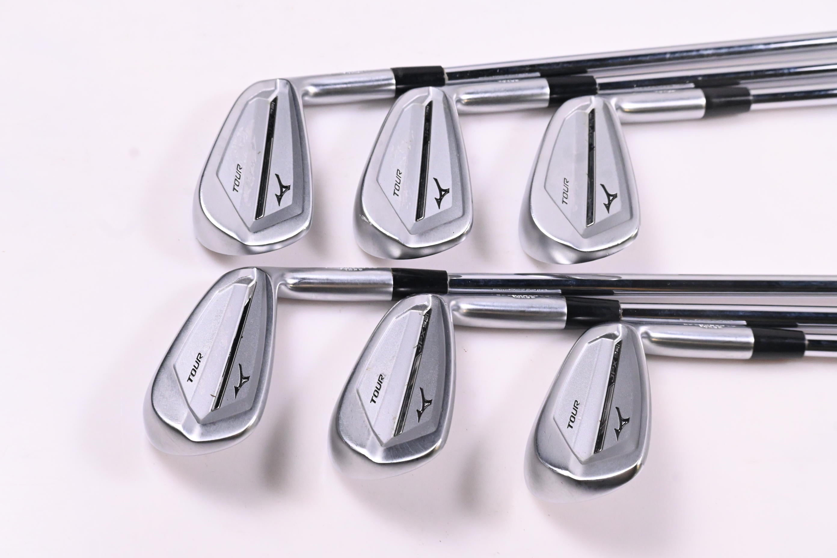 Mizuno JPX 921 Tour Irons / 5-PW / Stiff Flex True Temper Dynamic Gold Shafts