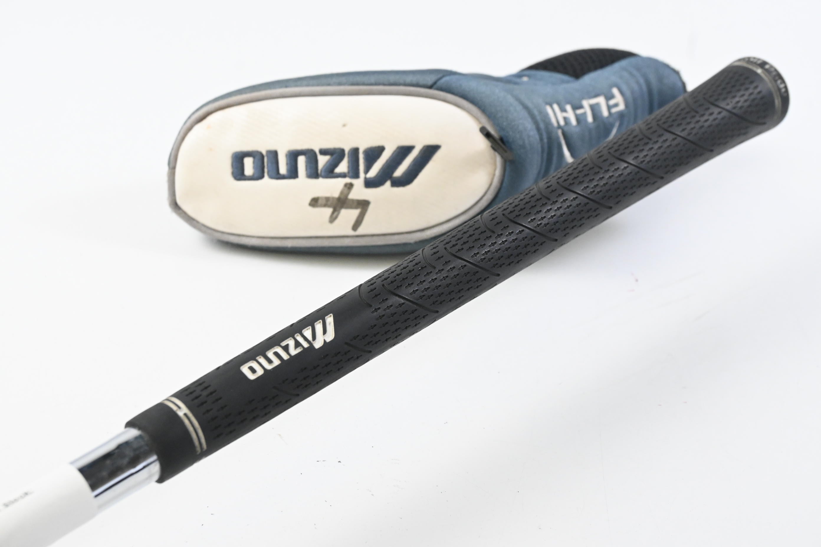 Mizuno MX-950 #4 Hybrid / 22 Degree / Regular Flex Dynalite Gold SL Shaft