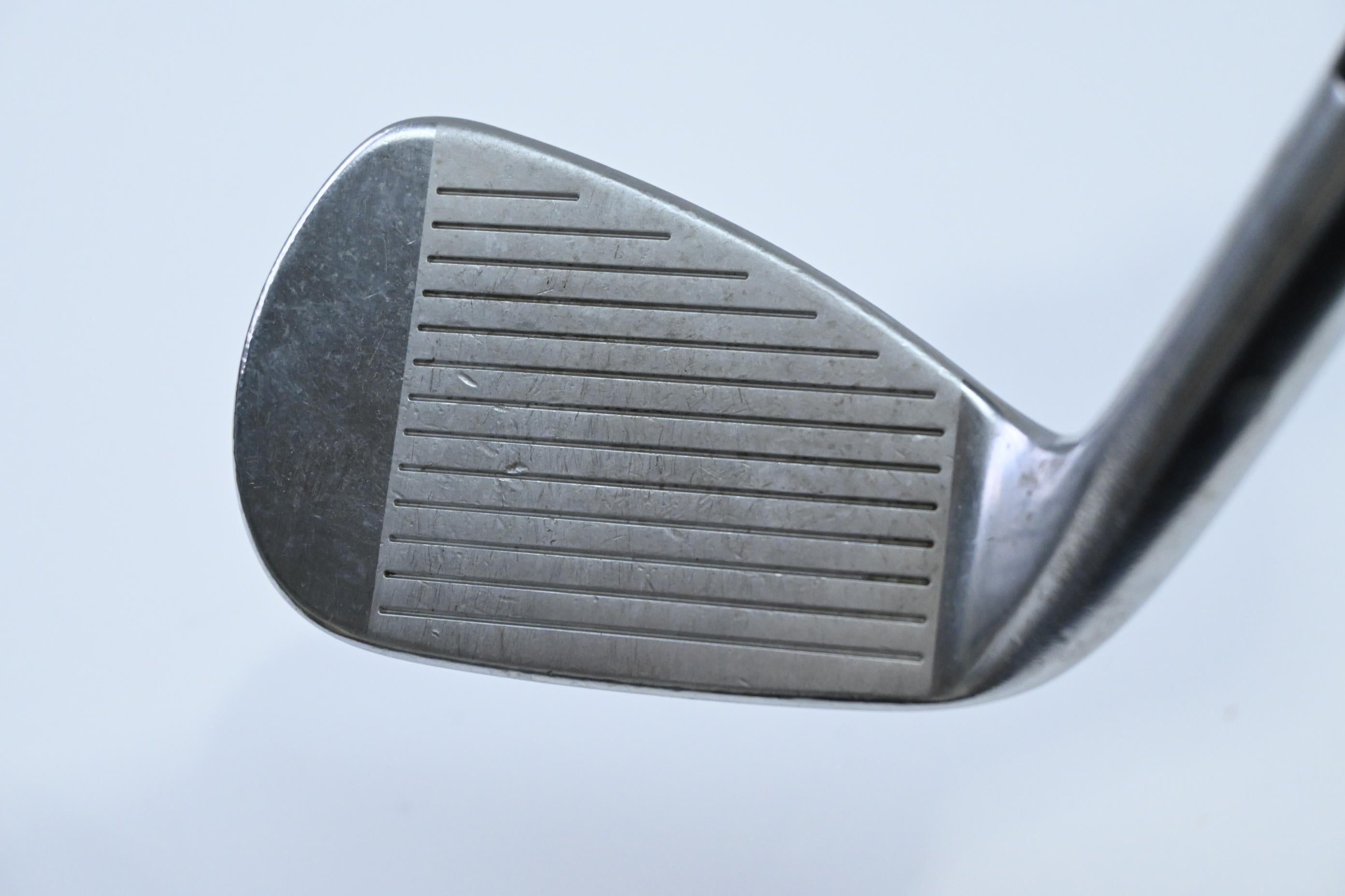 Titleist 718 AP2 #9 Iron / Regular Flex AMT Tour White R300 Shaft