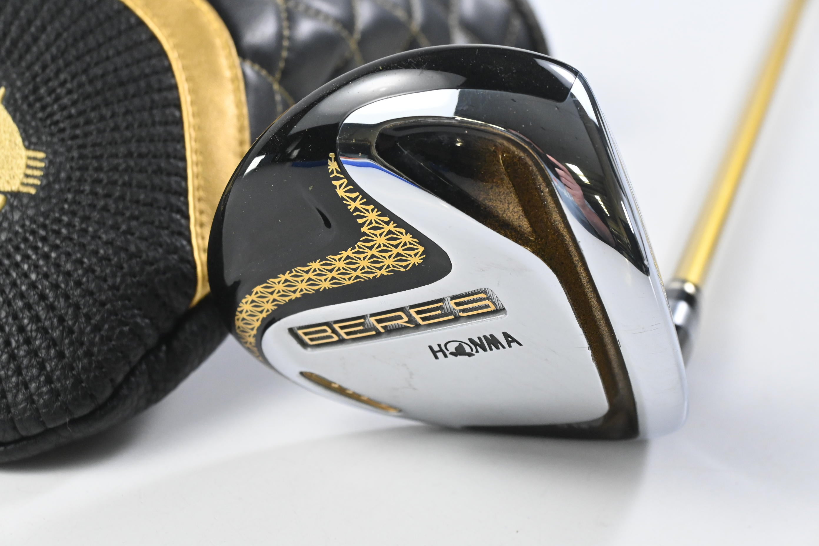 Honma Beres #5 Wood / 18 Degree / Regular Flex Honma Armrq Shaft