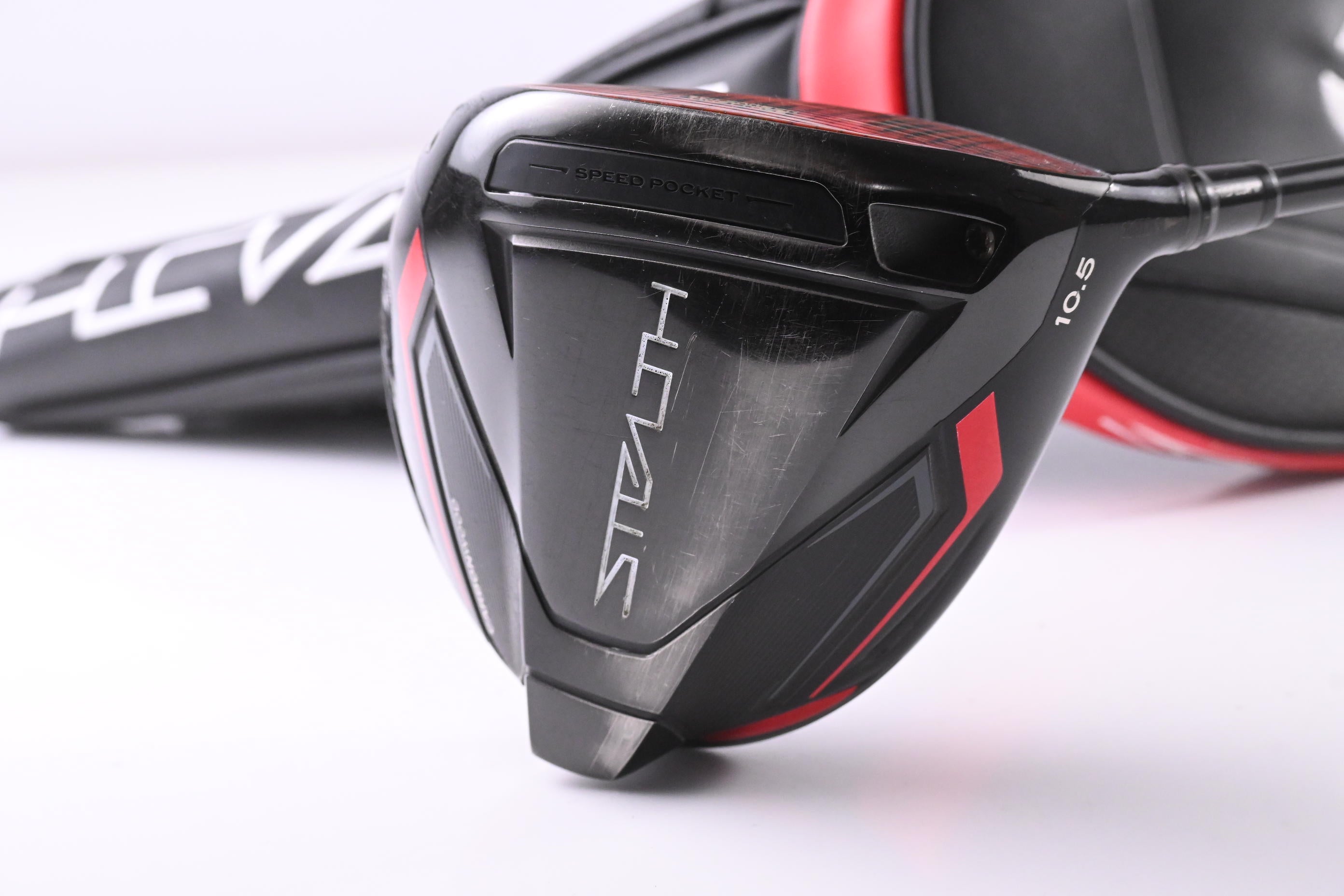 Taylormade Stealth Driver / 10.5 Degree / Regular Flex Fujikura Air Speeder 45
