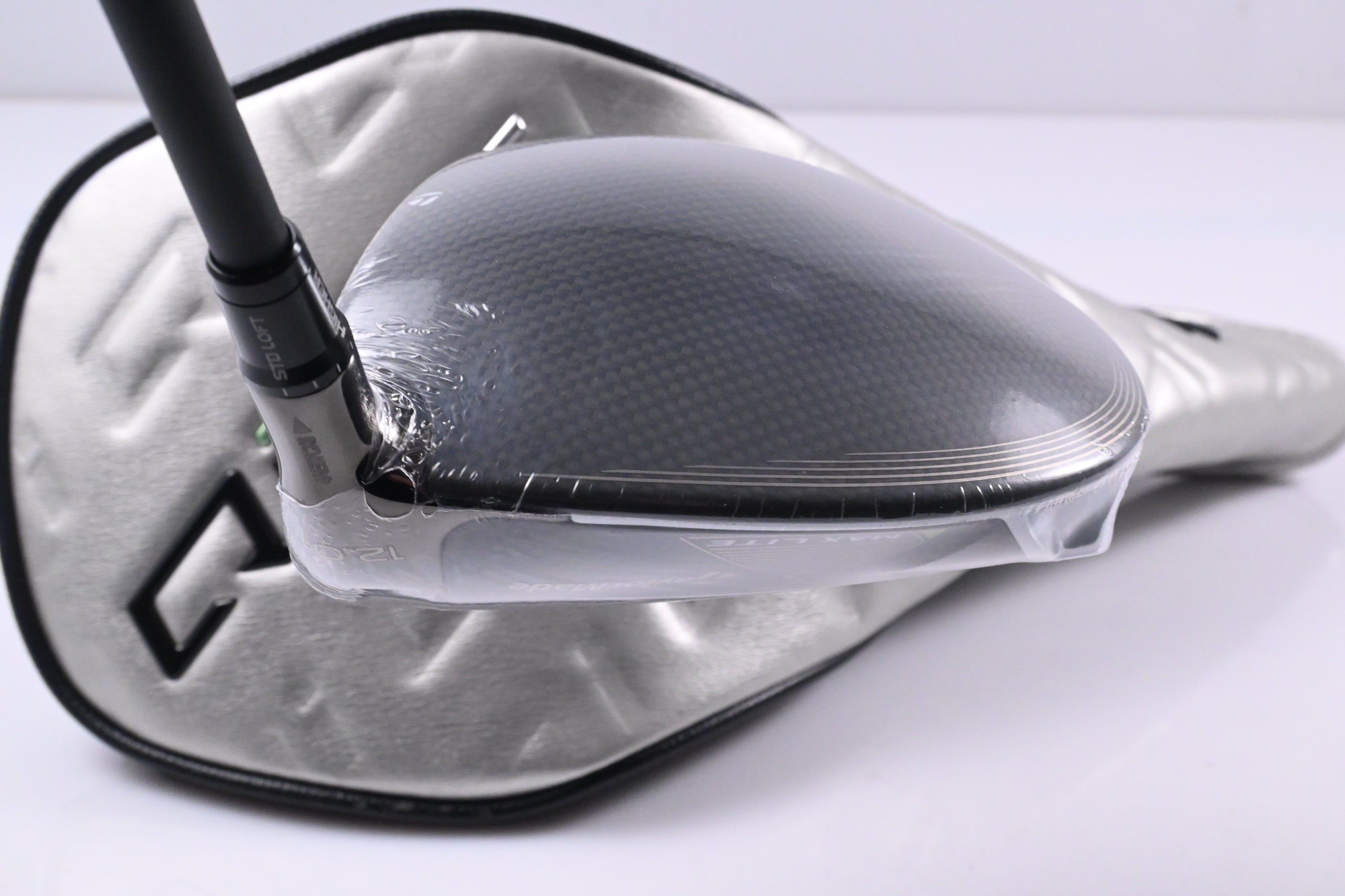 Taylormade Qi35 Max Lite Driver / 12 Degree / Regular Flex Vanquish 4 Shaft