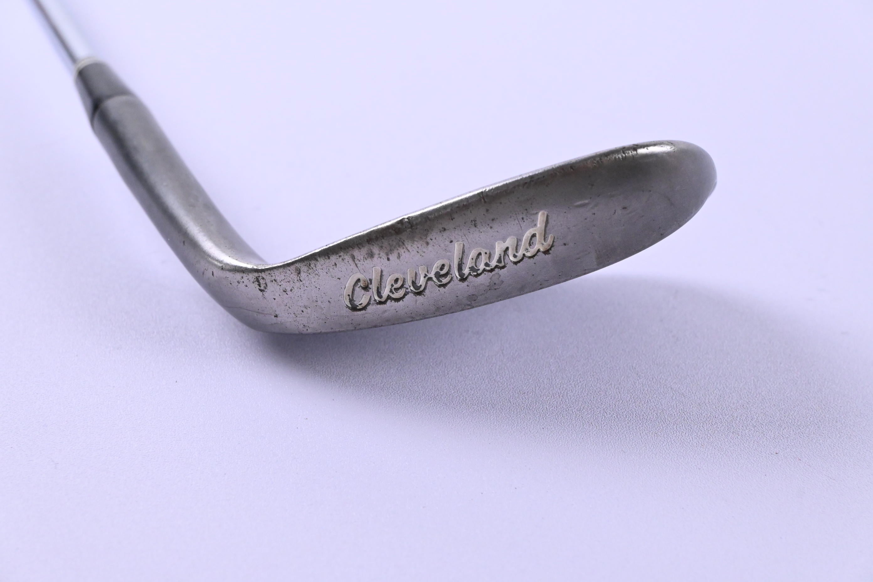 Left Hand Cleveland 588 Original Gap Wedge / 53 Degree / Wedge Flex Dynamic Gold
