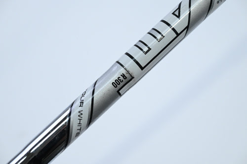 Titleist 718 AP2 #9 Iron / Regular Flex AMT Tour White R300 Shaft