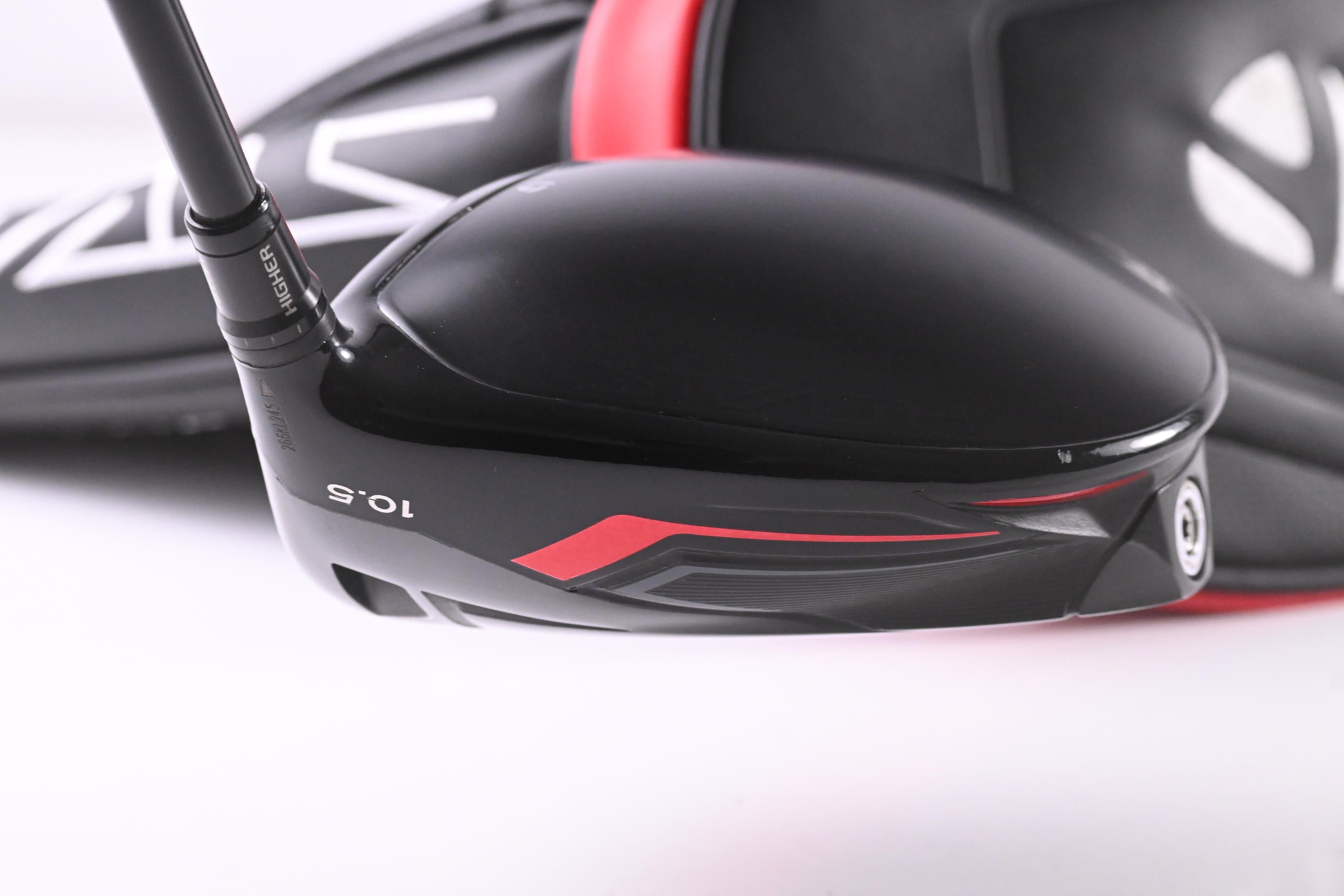 Taylormade Stealth Driver / 10.5 Degree / Regular Flex Fujikura Air Speeder 45