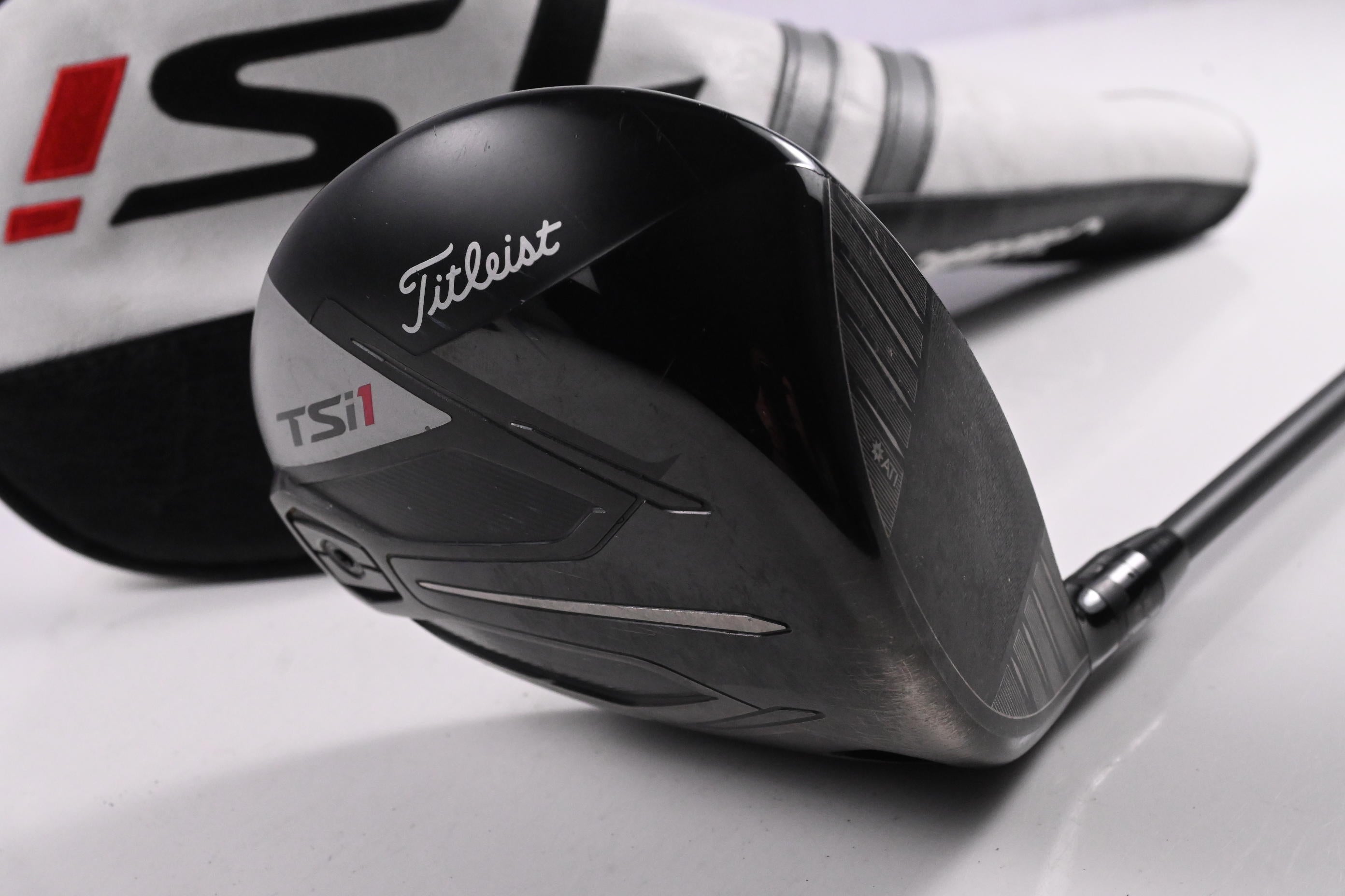Titleist TSi1 Driver / 10 Degree / Regular Flex Tensei 1K Blue 55 Shaft