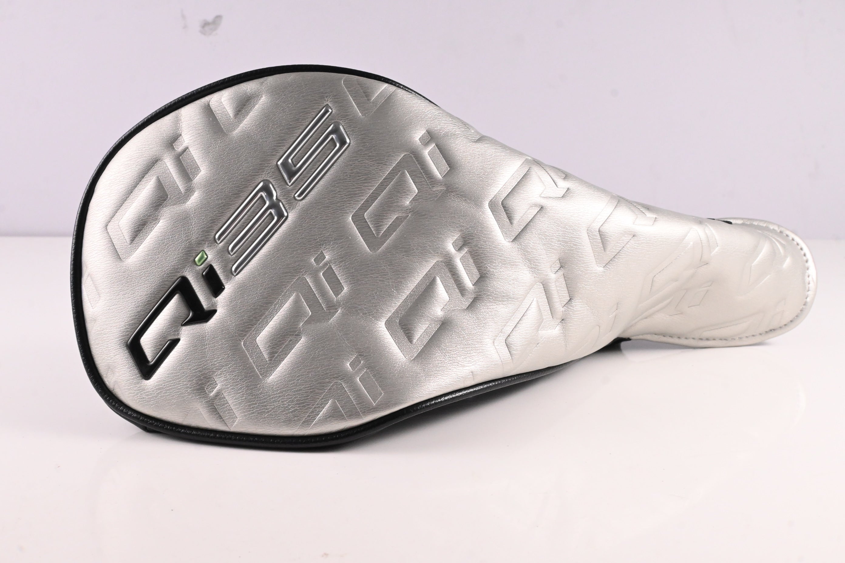 Taylormade Qi35 Driver / 9 Degree / Regular Flex Fujikura Air Speeder 50 Shaft