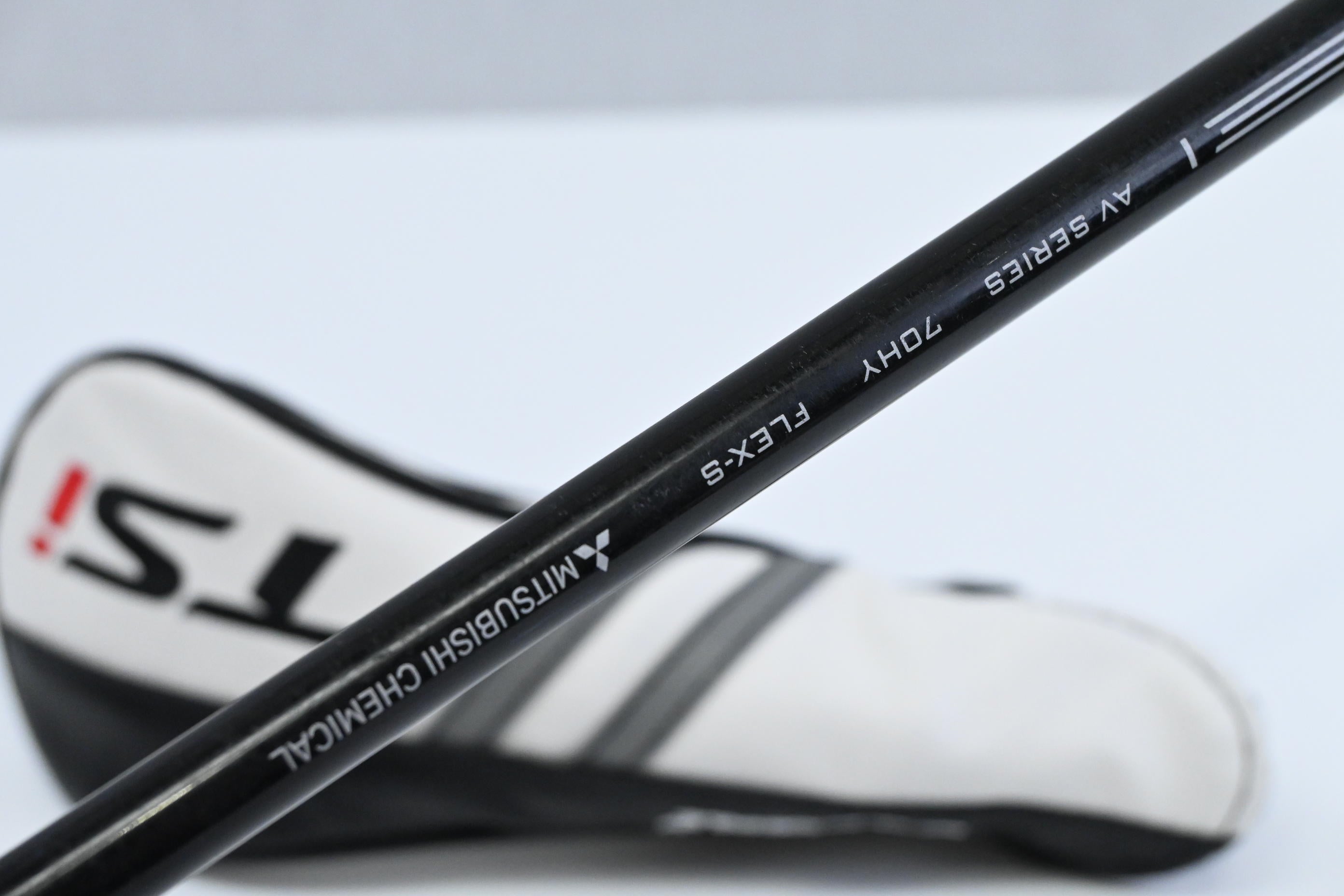 Titleist TSi3 #2 Hybrid / 18 Degree / Stiff Flex Tensei AV Blue 70 Shaft