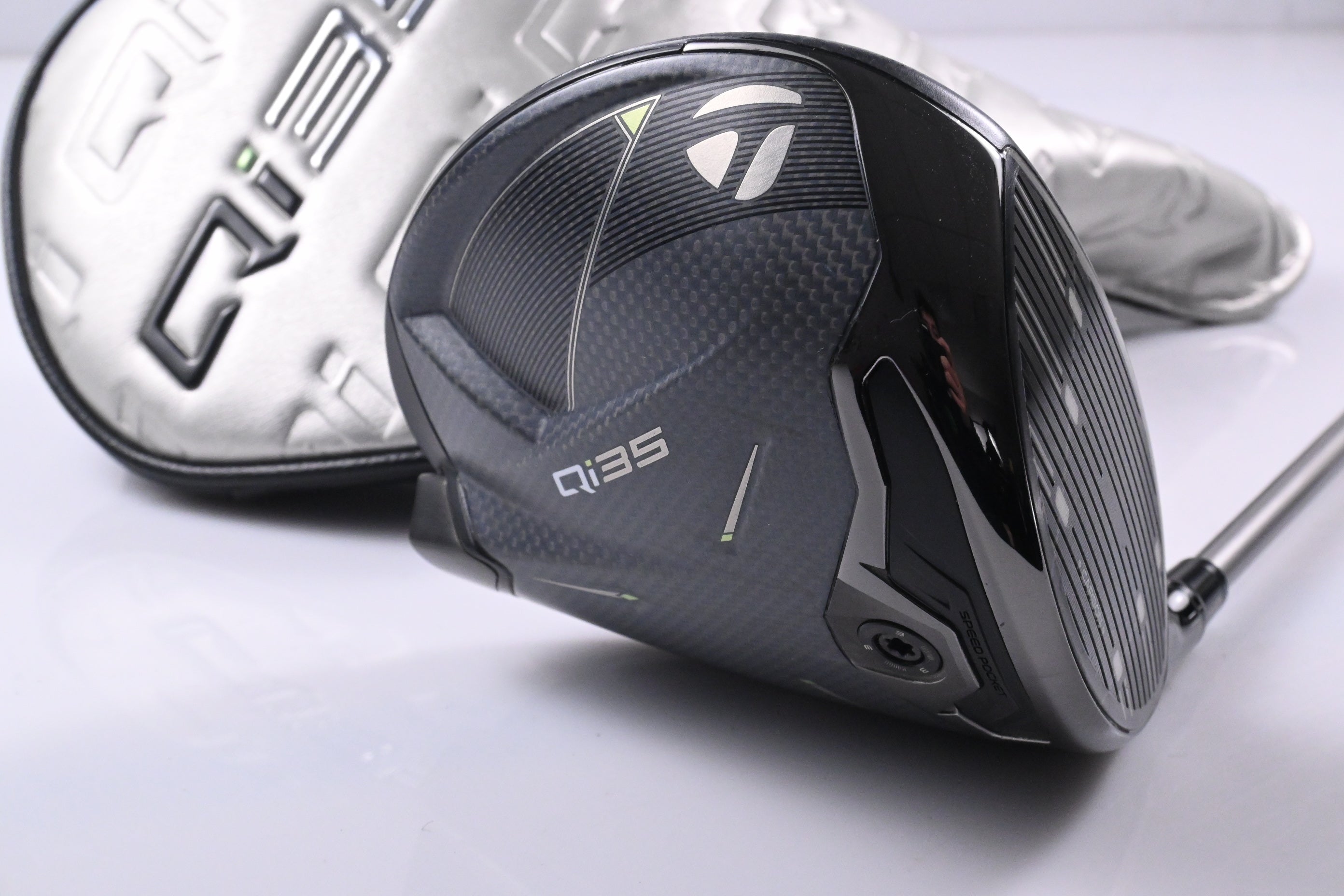 Taylormade Qi35 Driver / 9 Degree / Regular Flex Fujikura SpeederNX TCS 50 Shaft