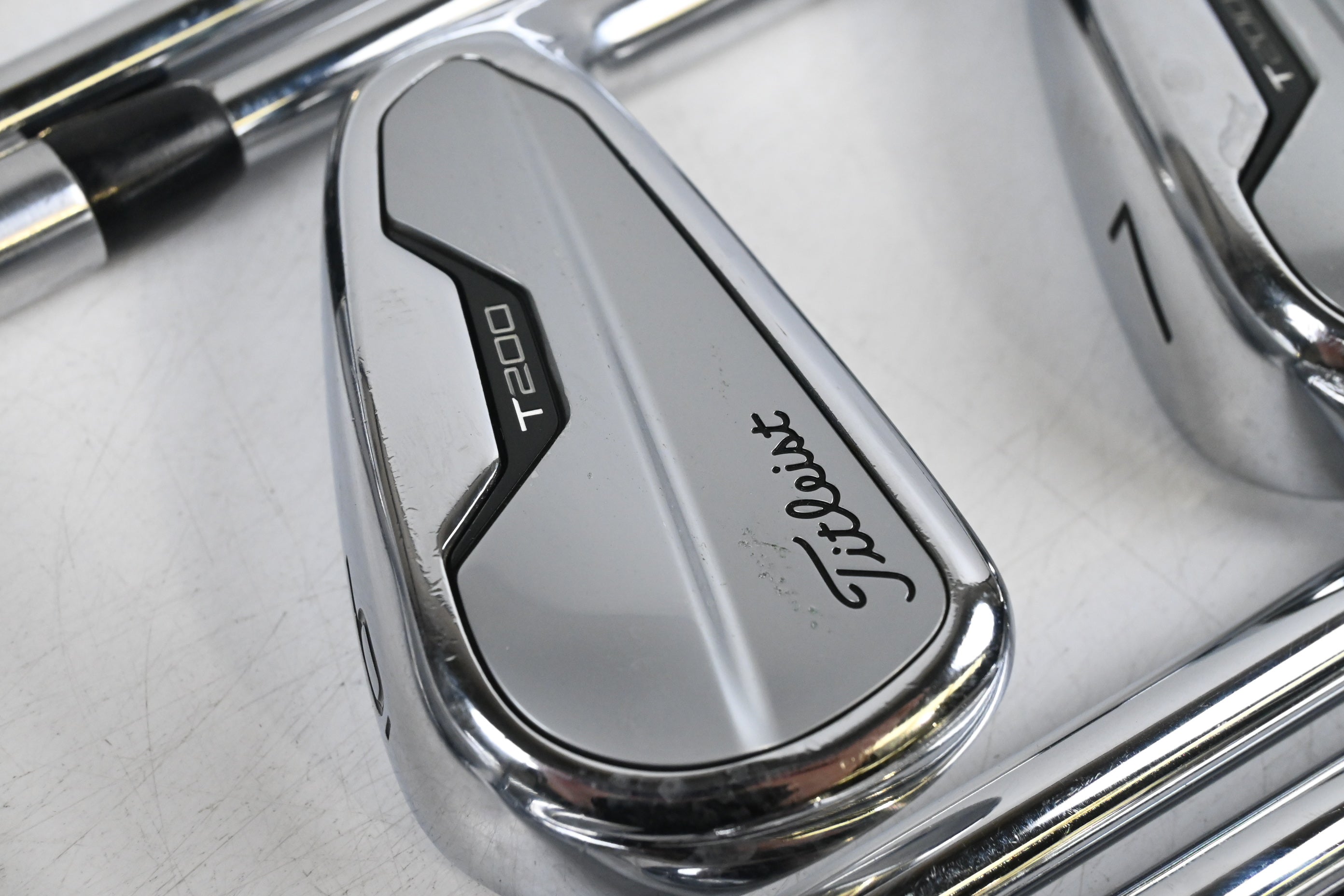 Titleist T200 2021 Irons / 4-PW+GW / Regular Flex Project X Rifle Shafts