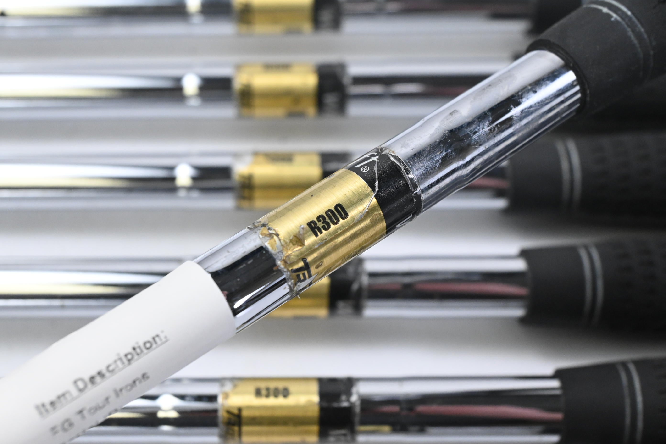 Wilson FG Tour Irons / 4-PW / Regular Flex Dynamic Gold R300 Shafts