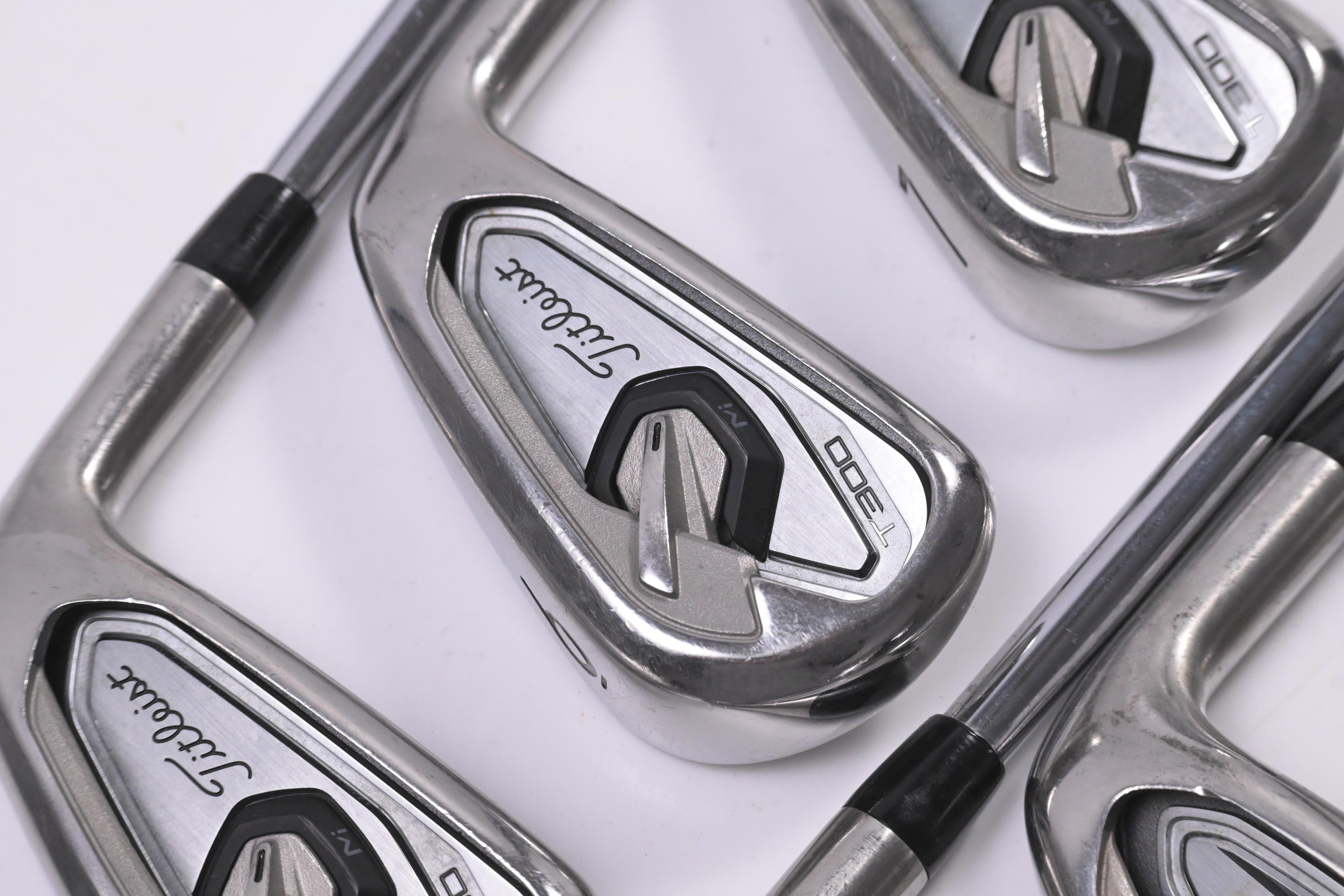 Titleist T300 2019 Irons / 5-PW / Regular Flex AMT Red R300 Shafts