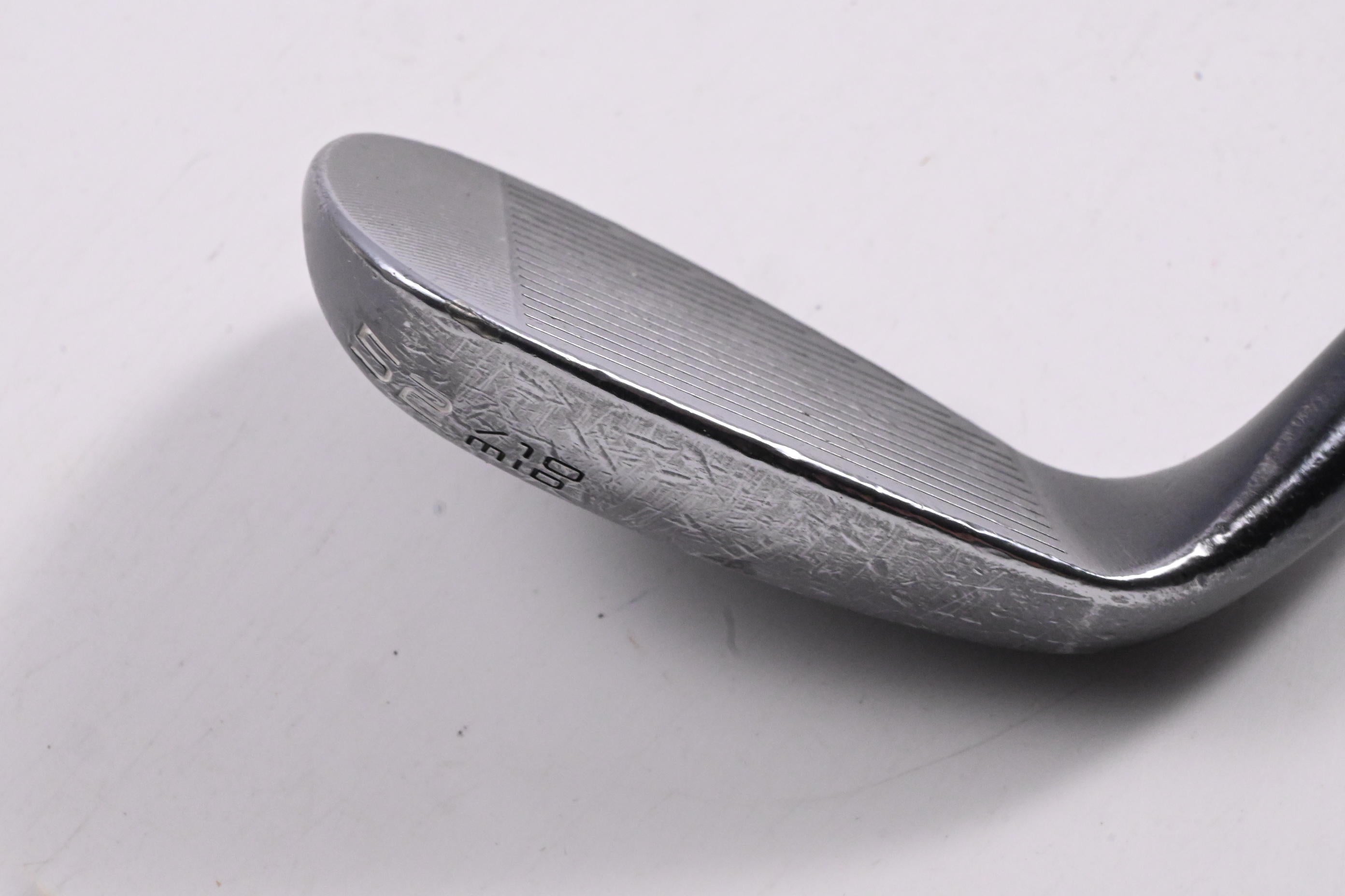 Cleveland RTX-4 Gap Wedge / 52 Degree / Stiff Flex Dynamic Gold S400 Shaft