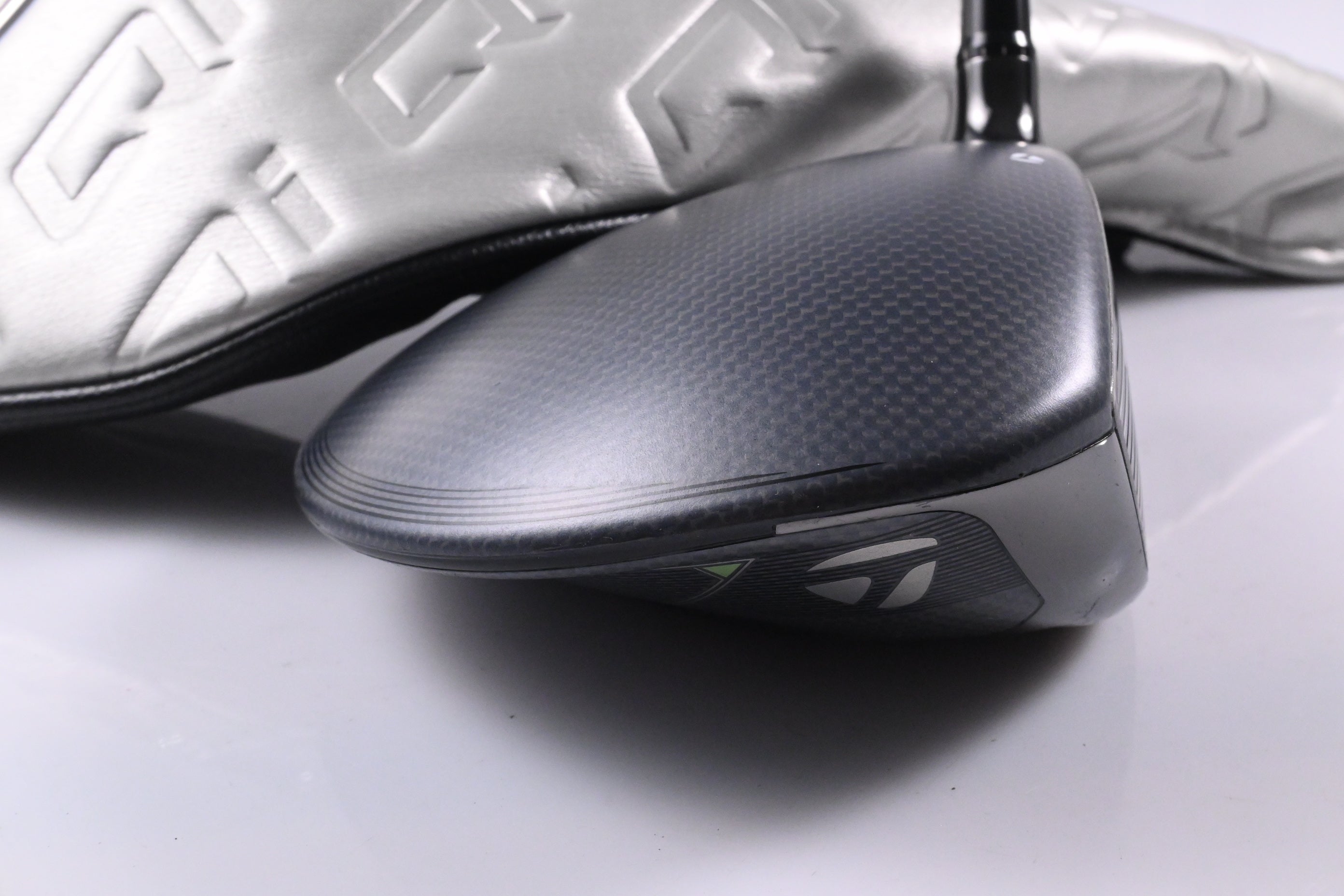 Taylormade Qi35 Driver / 9 Degree / Regular Flex Fujikura SpeederNX TCS 50 Shaft