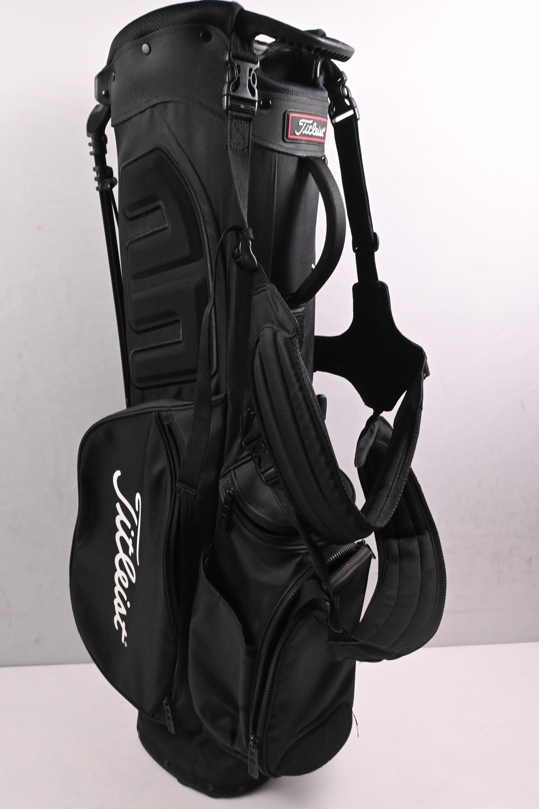 Titleist Players 4 Stand Bag / 4-Way Divider / Black