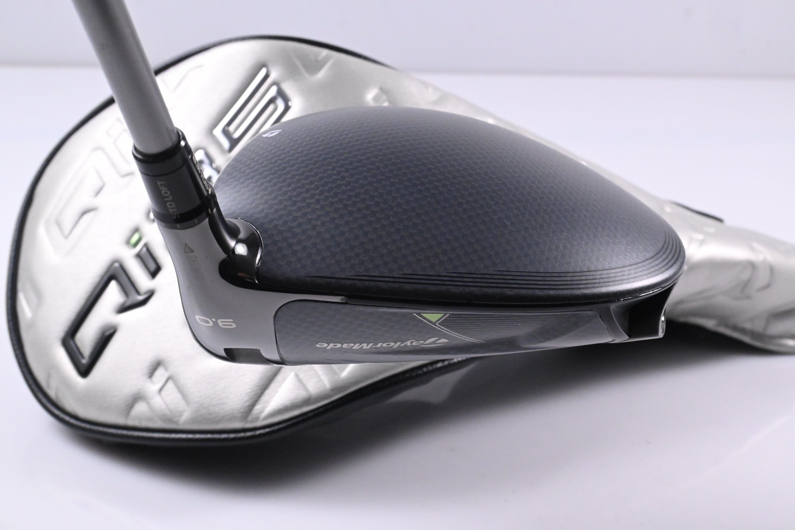 Taylormade Qi35 Driver / 9 Degree / Regular Flex Fujikura SpeederNX TCS 50 Shaft