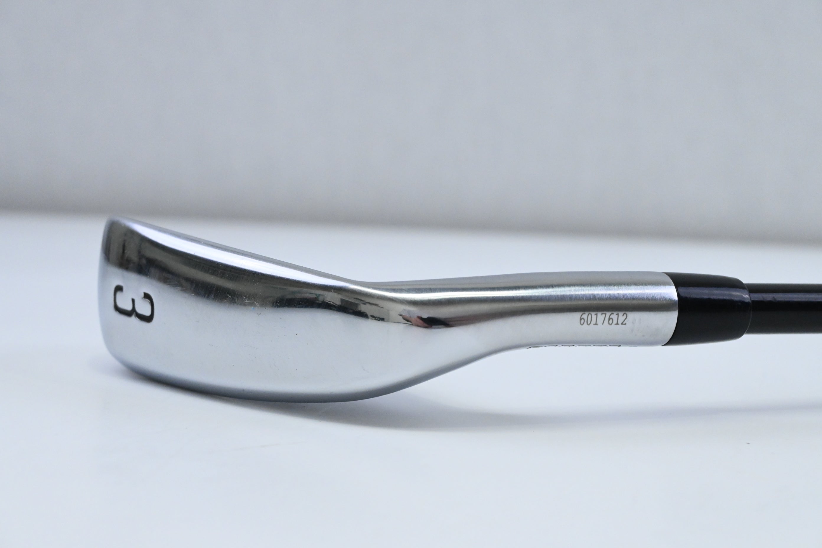 Titleist U505 #3 Iron / 20 Degree / Stiff Flex HZRDUS Smoke Black RDX 80 Shaft