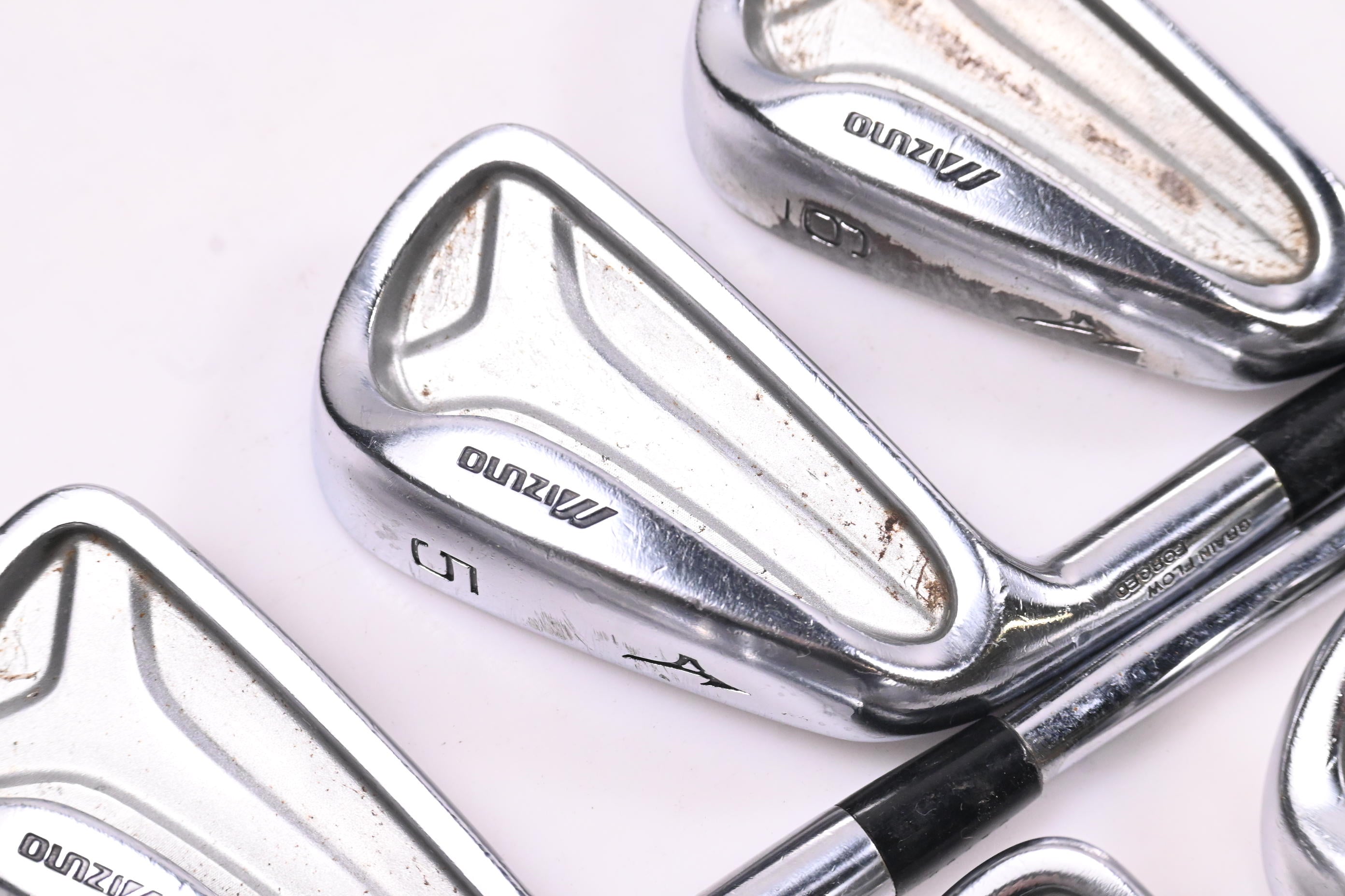Left Hand Mizuno MX-200 Irons / 4-PW / Regular Flex True Temper Dynamic Gold