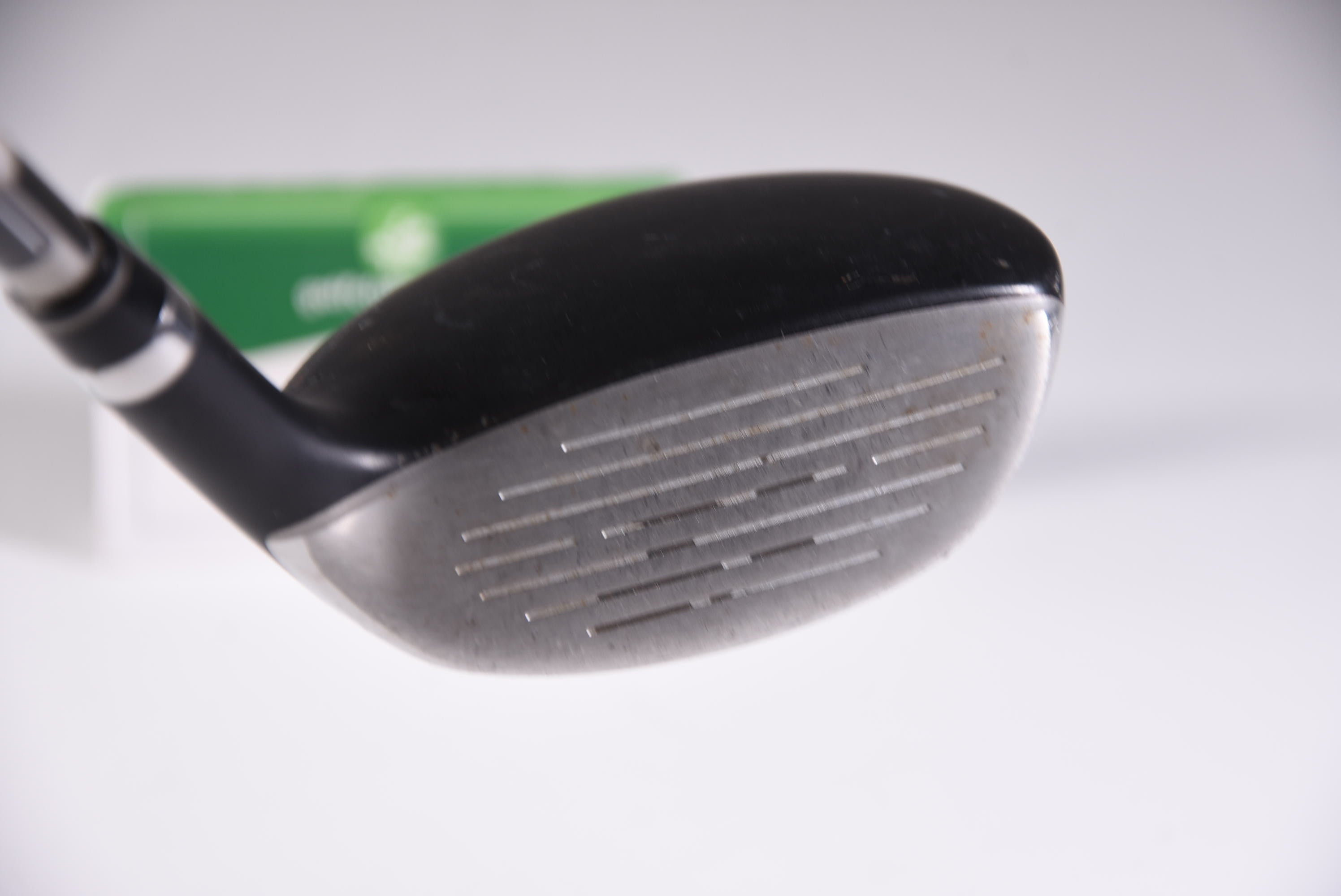 Left Hand Wilson D200 #4 Hybrid / 22 Degree / Firm Flex UST Mamiya Elements 54