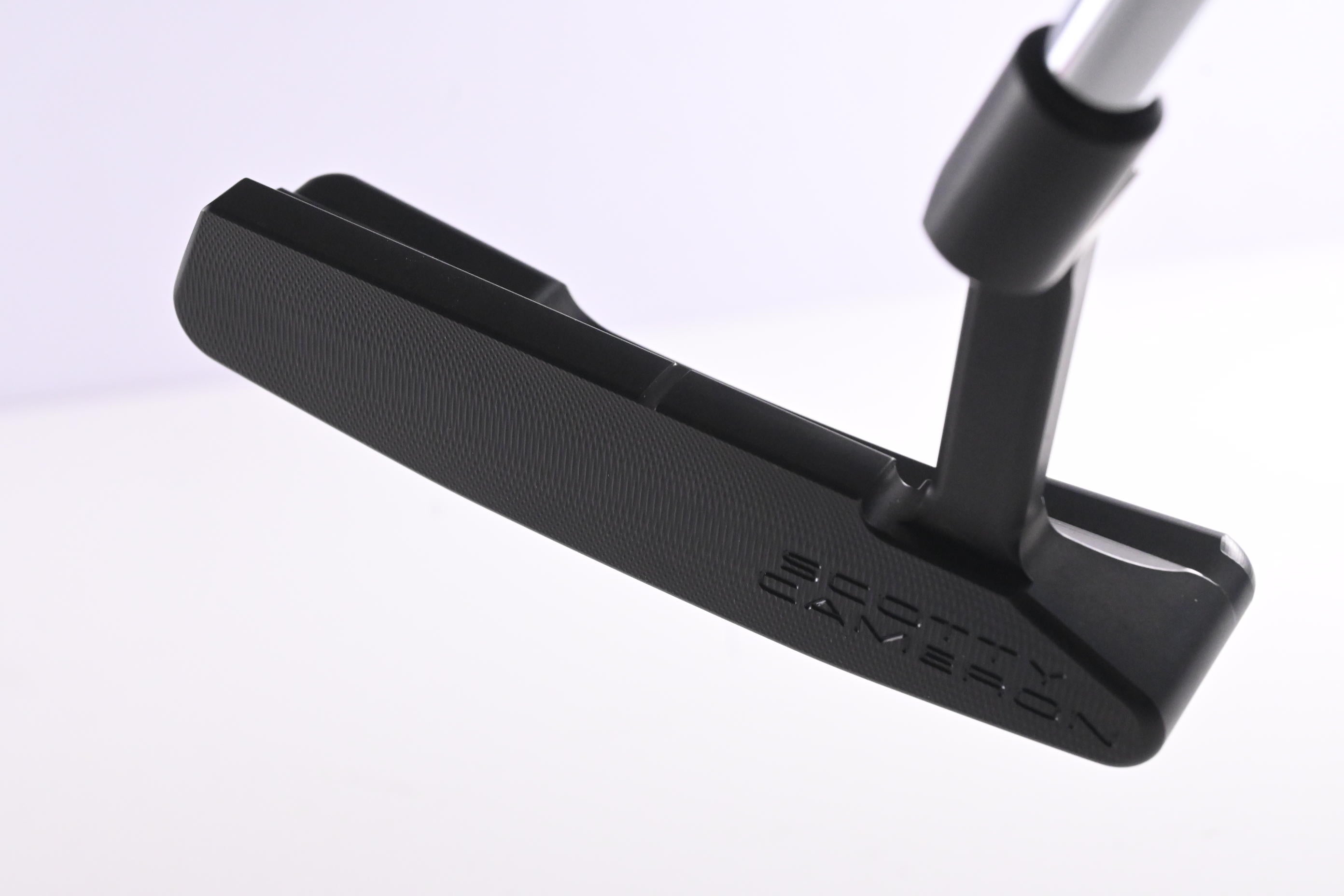 Scotty Cameron Special Select Jet Set LTD Newport 2 Putter / 35 Inch