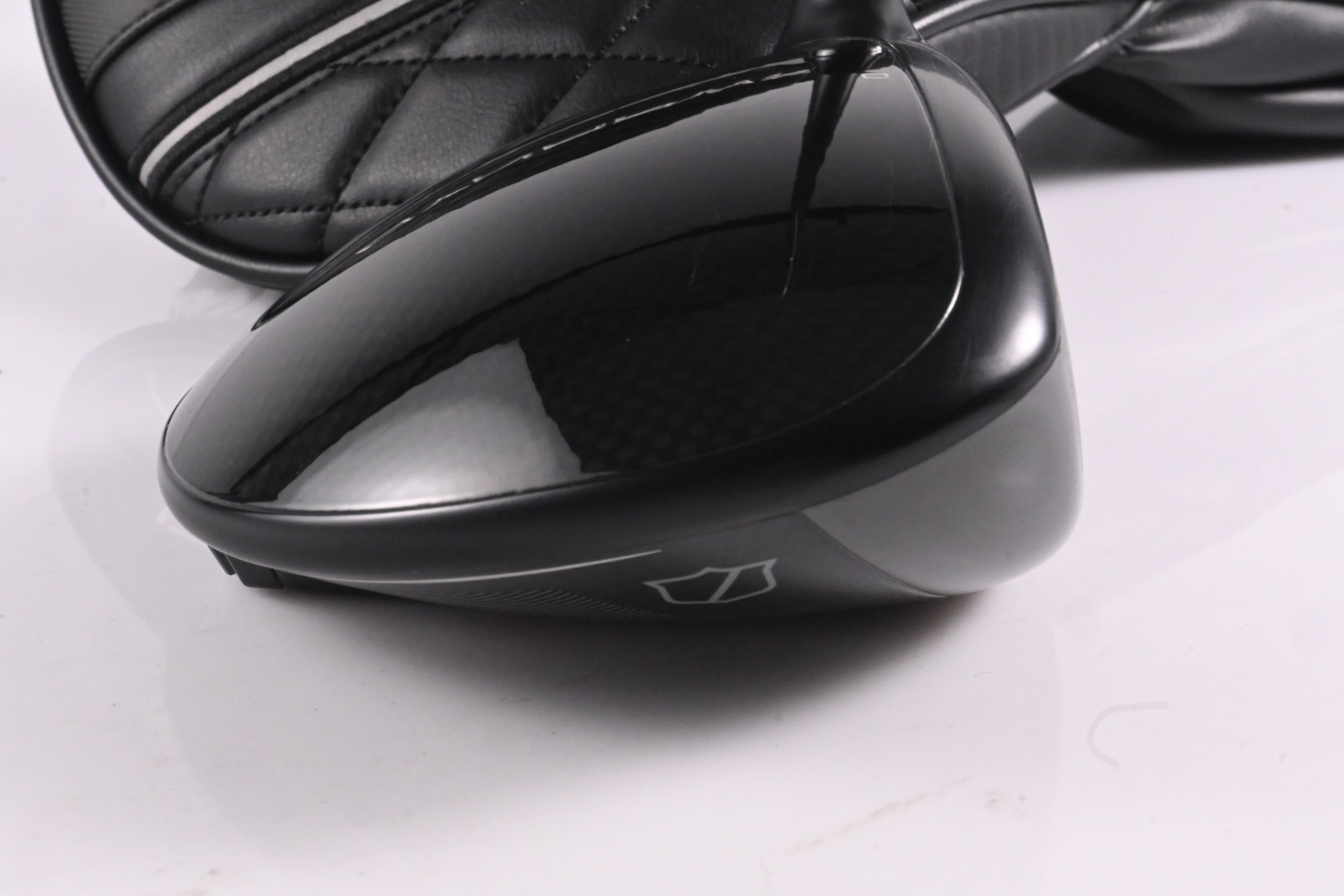 Wilson DYNAPWR Carbon 2025 Driver / 9 Degree / Regular Flex Evenflow Riptide 50