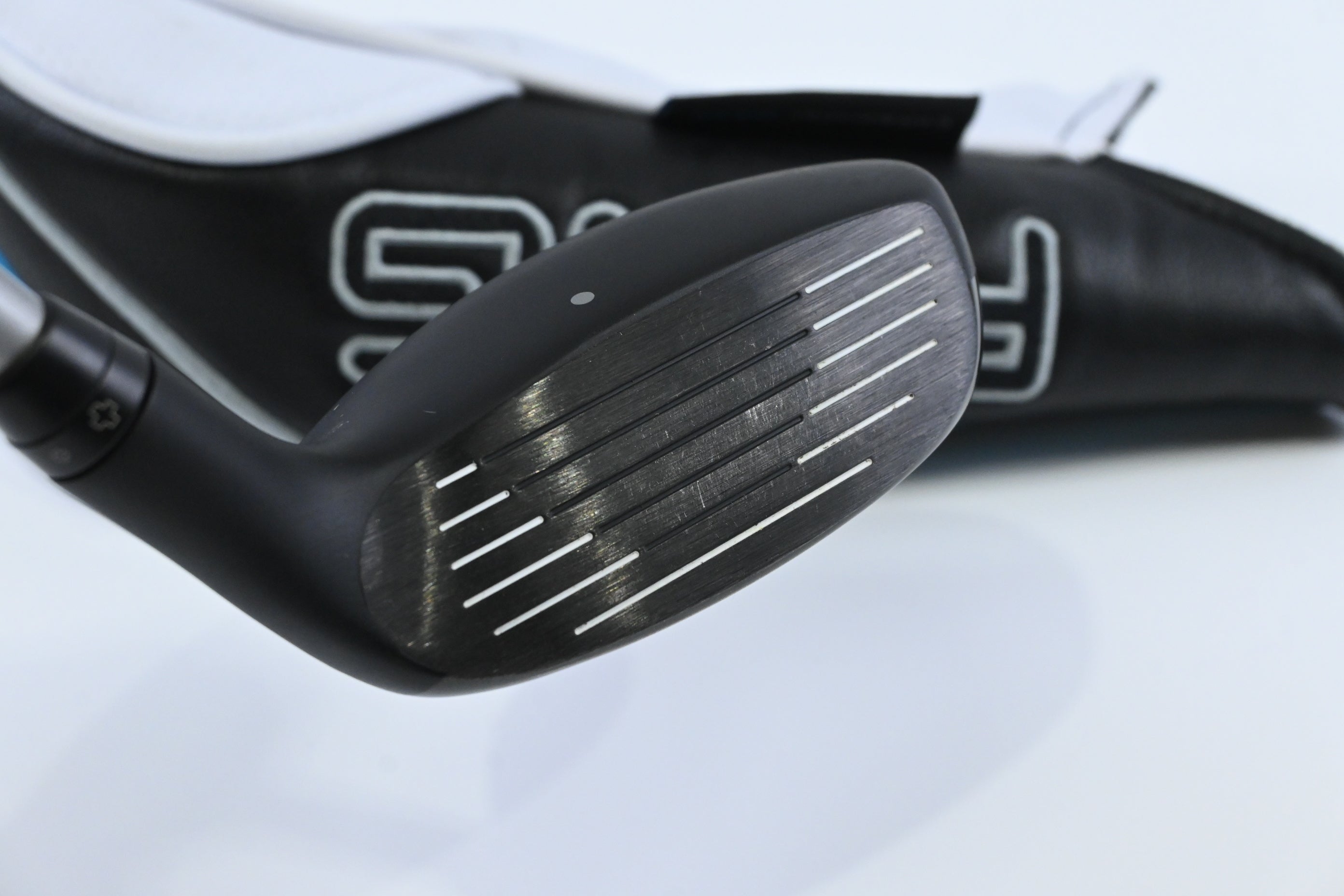 Left Hand Ping G440 #6 Hybrid / 30 Degree / Senior Flex Ping Alta Quick 35