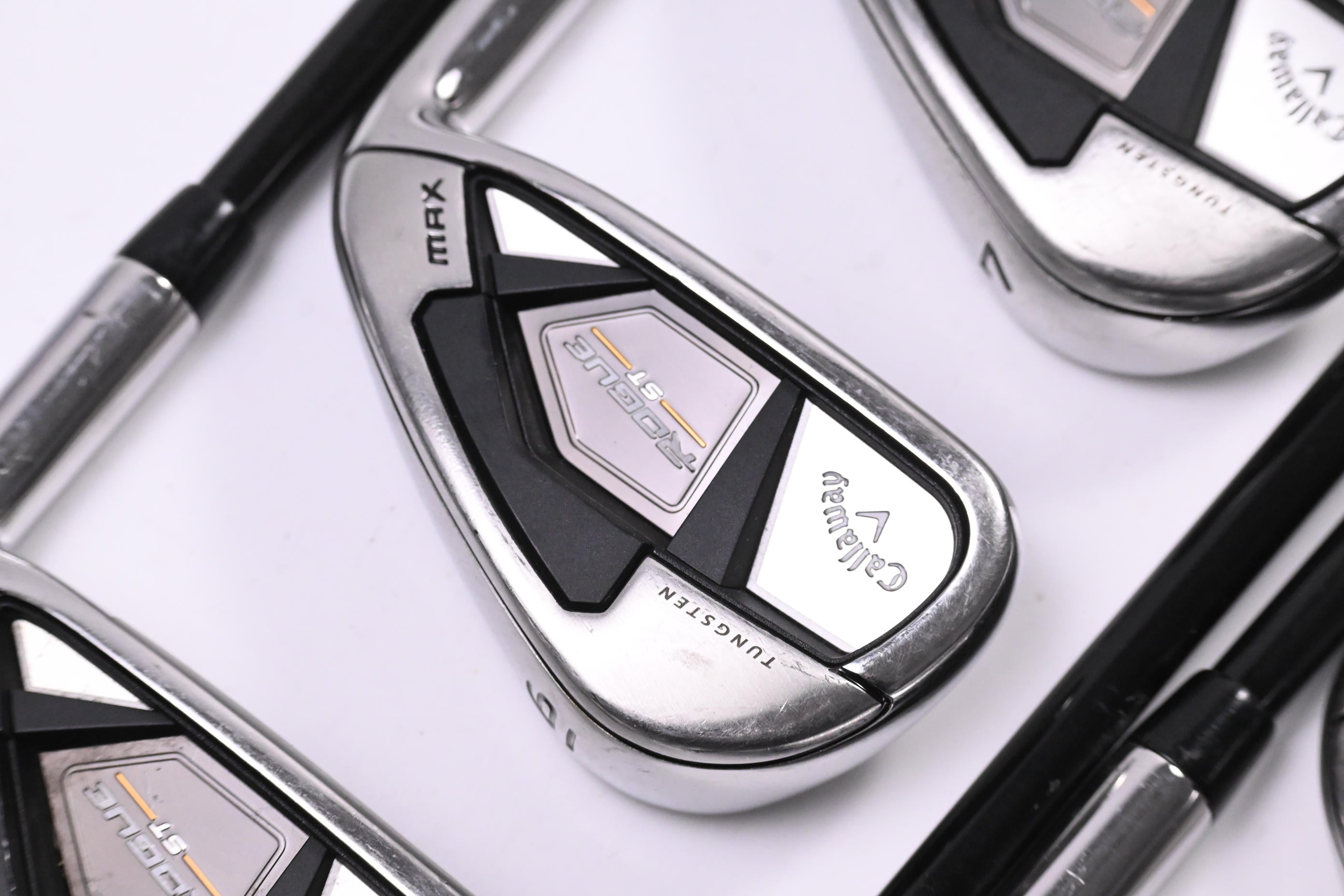 Callaway Rogue ST Max Irons / 5-PW+AW / Regular Flex Tensei AV Blue 65 Shafts