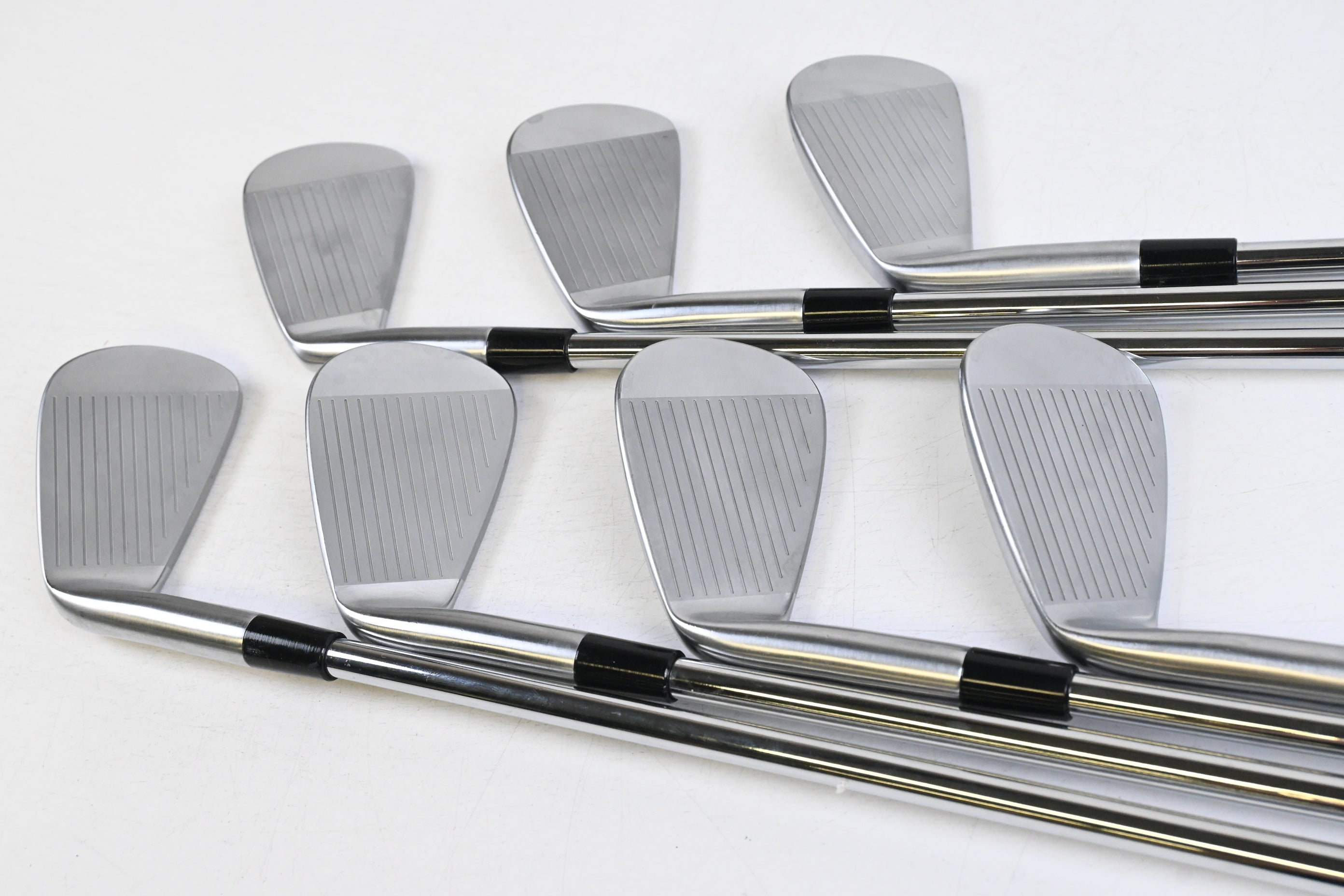 Taylormade P.7CB Irons / 4-PW / Regular Flex Project Rifle 100 Shafts