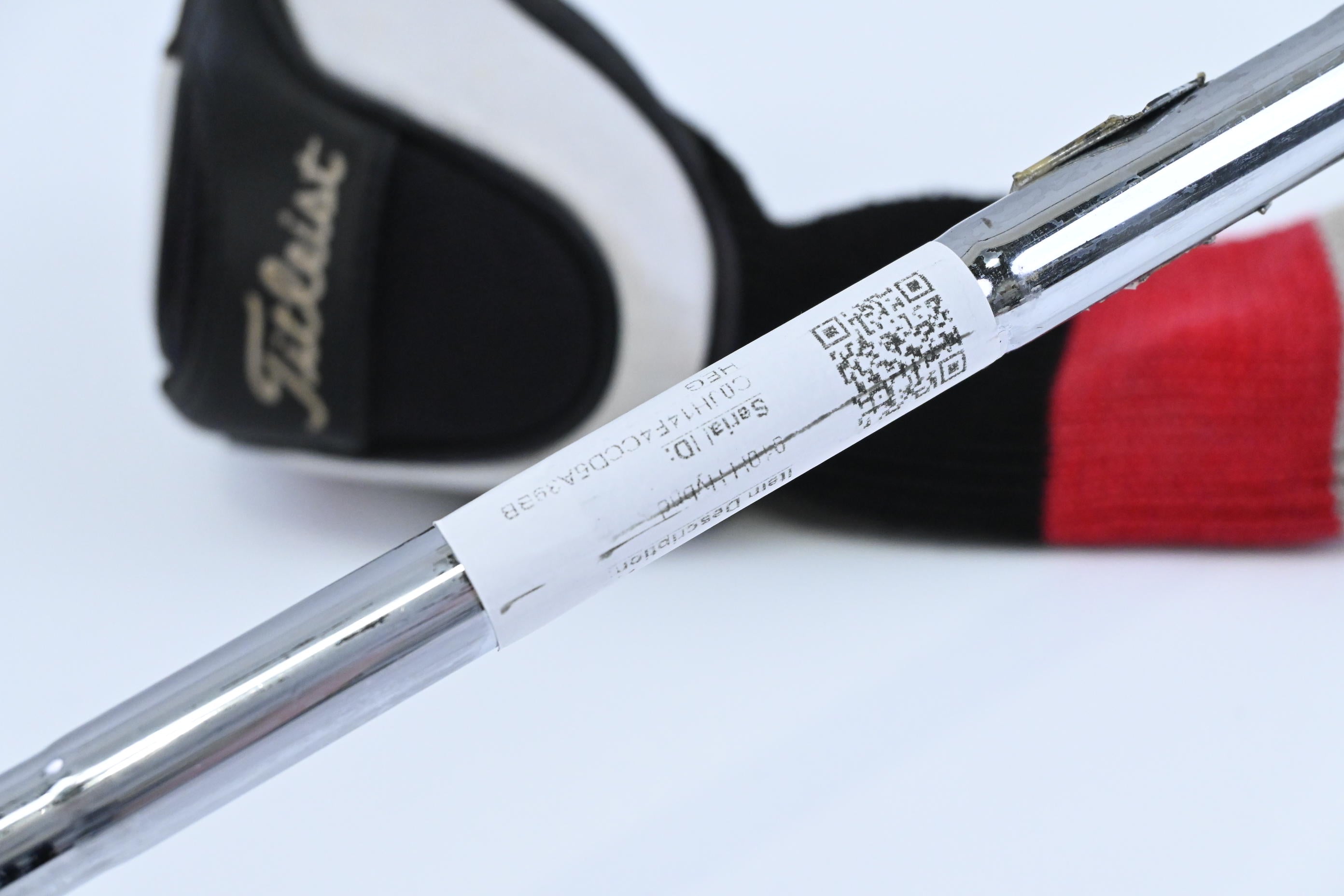 Titleist 910H #3 Hybrid / 19 Degree / Stiff Flex Dynamic Gold Shaft
