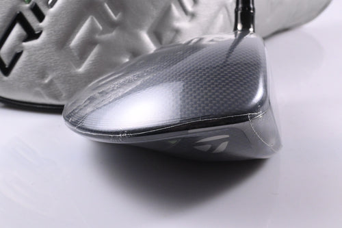 Taylormade Qi35 Driver / 12 Degree / Regular Flex Fujikura Ventus Blue '25 5