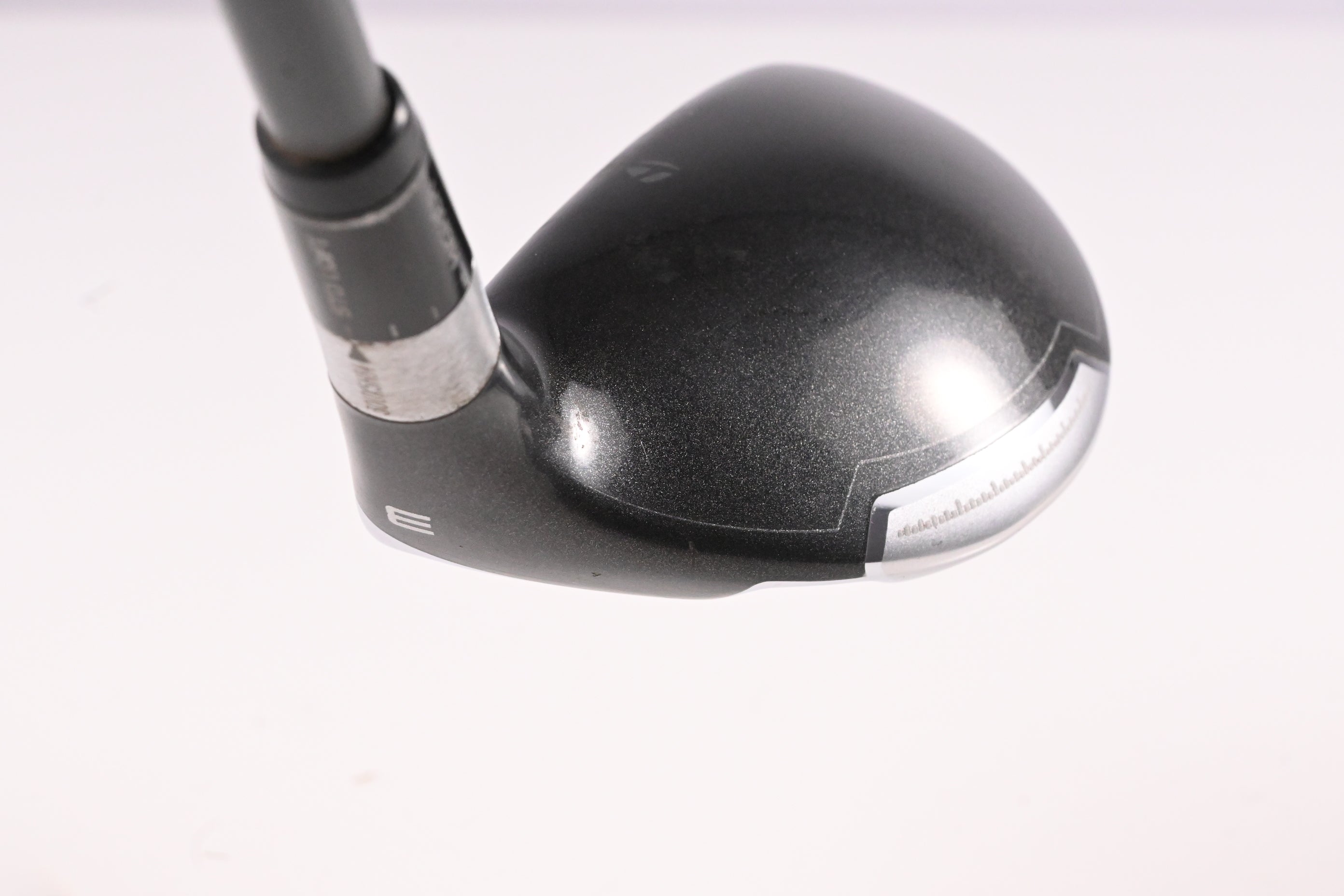 Taylormade SLDR #3 Hybrid / 19 Degree / Stiff Flex Fujikura Speeder 82 Shaft