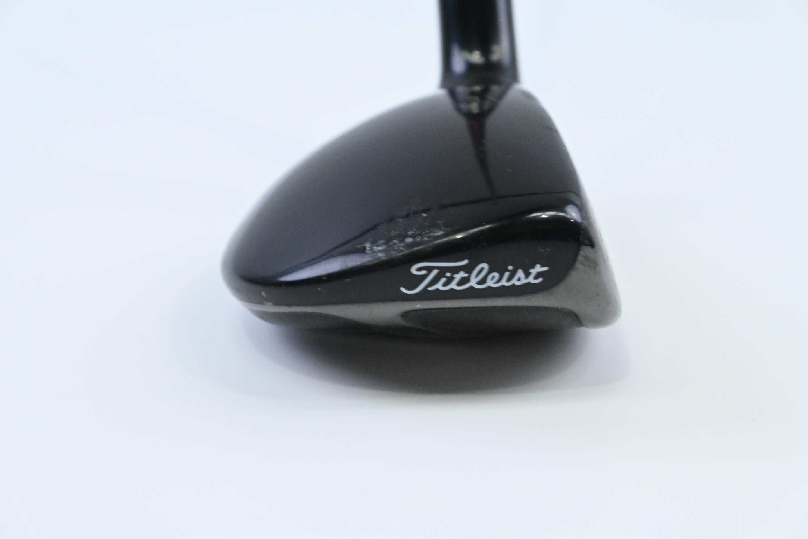 Titleist 910H #3 Hybrid / 19 Degree / Stiff Flex Diamana 'ilima 70 Shaft
