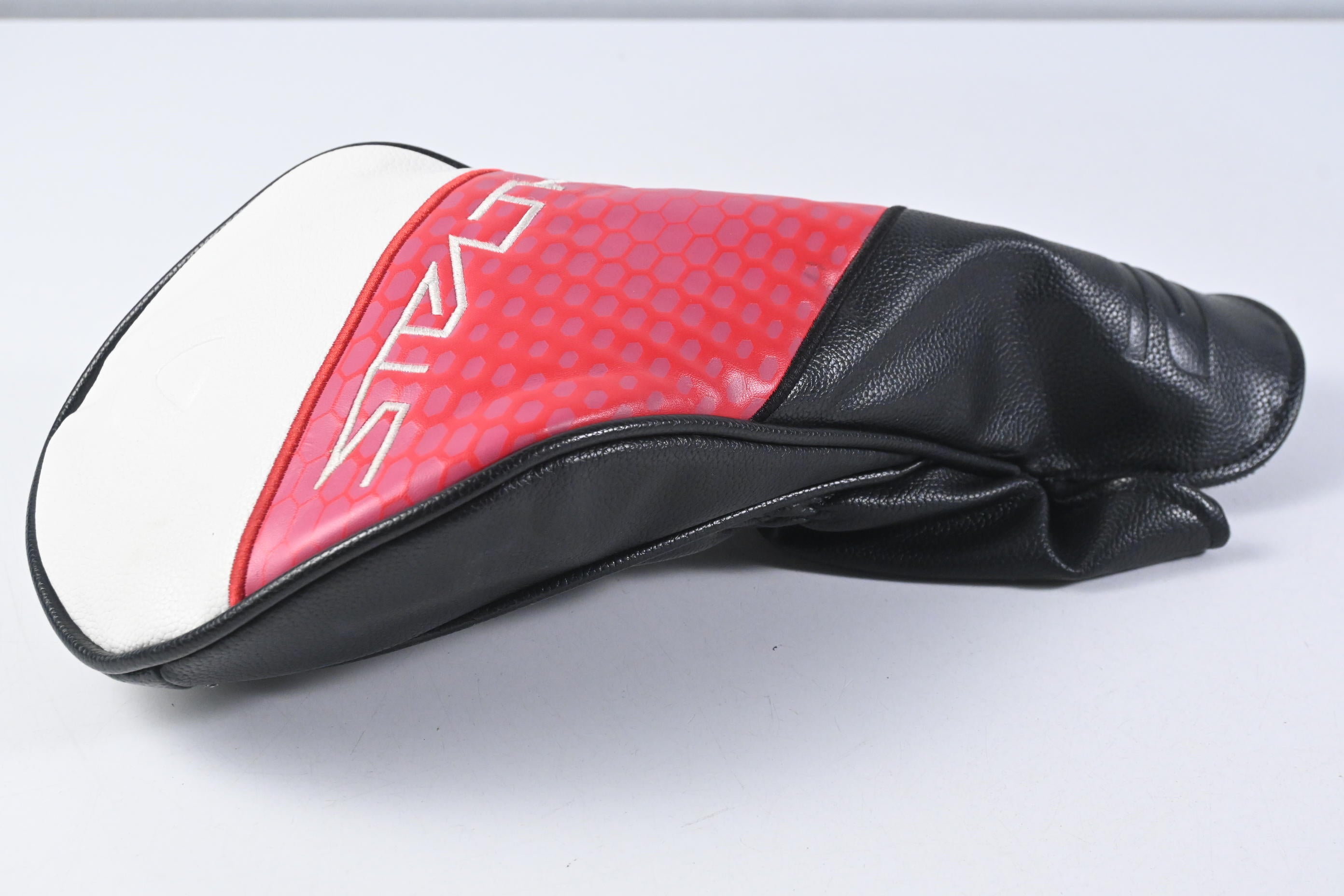 Taylormade Stealth 2 Driver / 9 Degree / Stiff Flex Hzrdus Yellow 63 Shaft