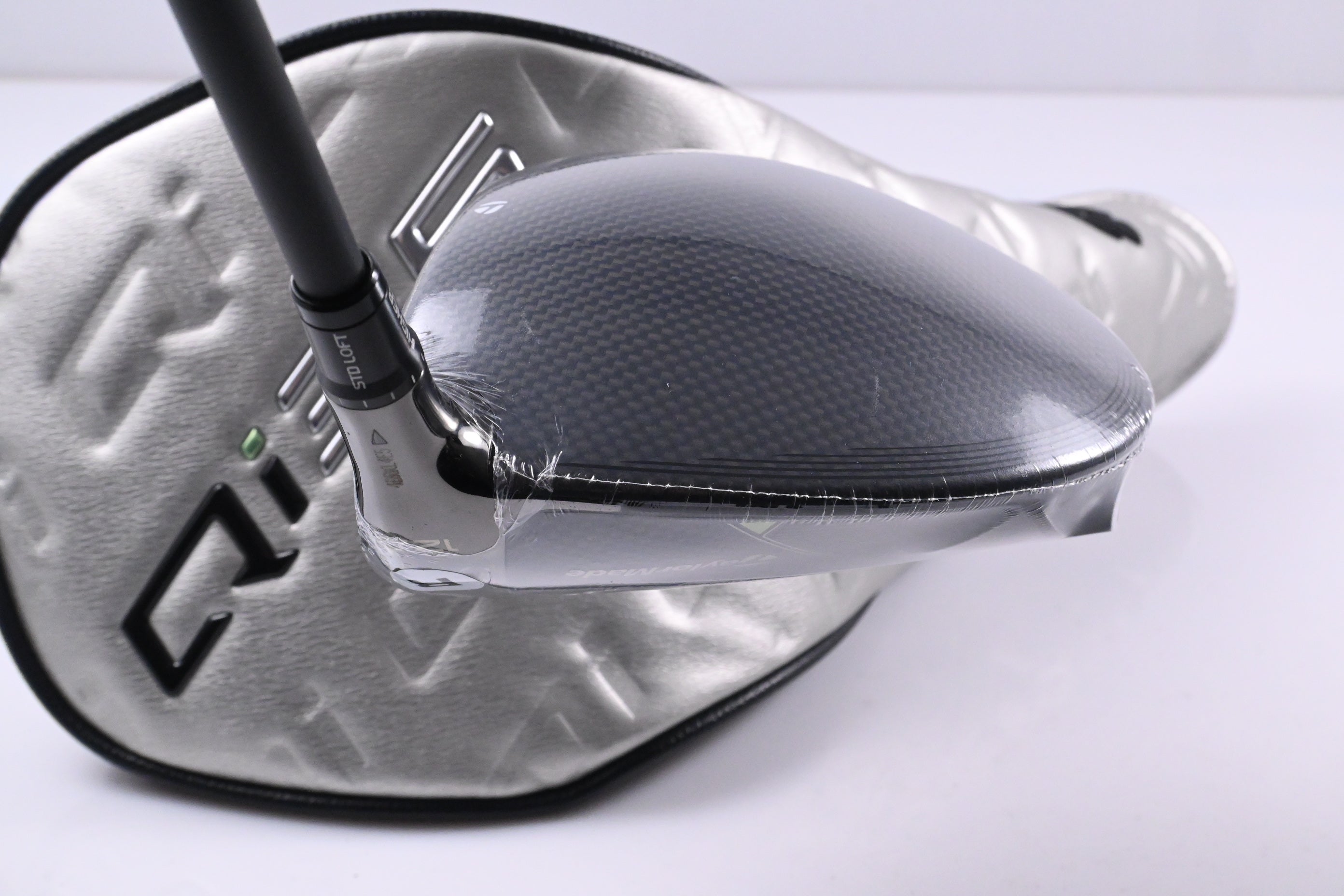 Taylormade Qi35 Driver / 12 Degree / Regular Flex Fujikura Ventus Blue '25 5