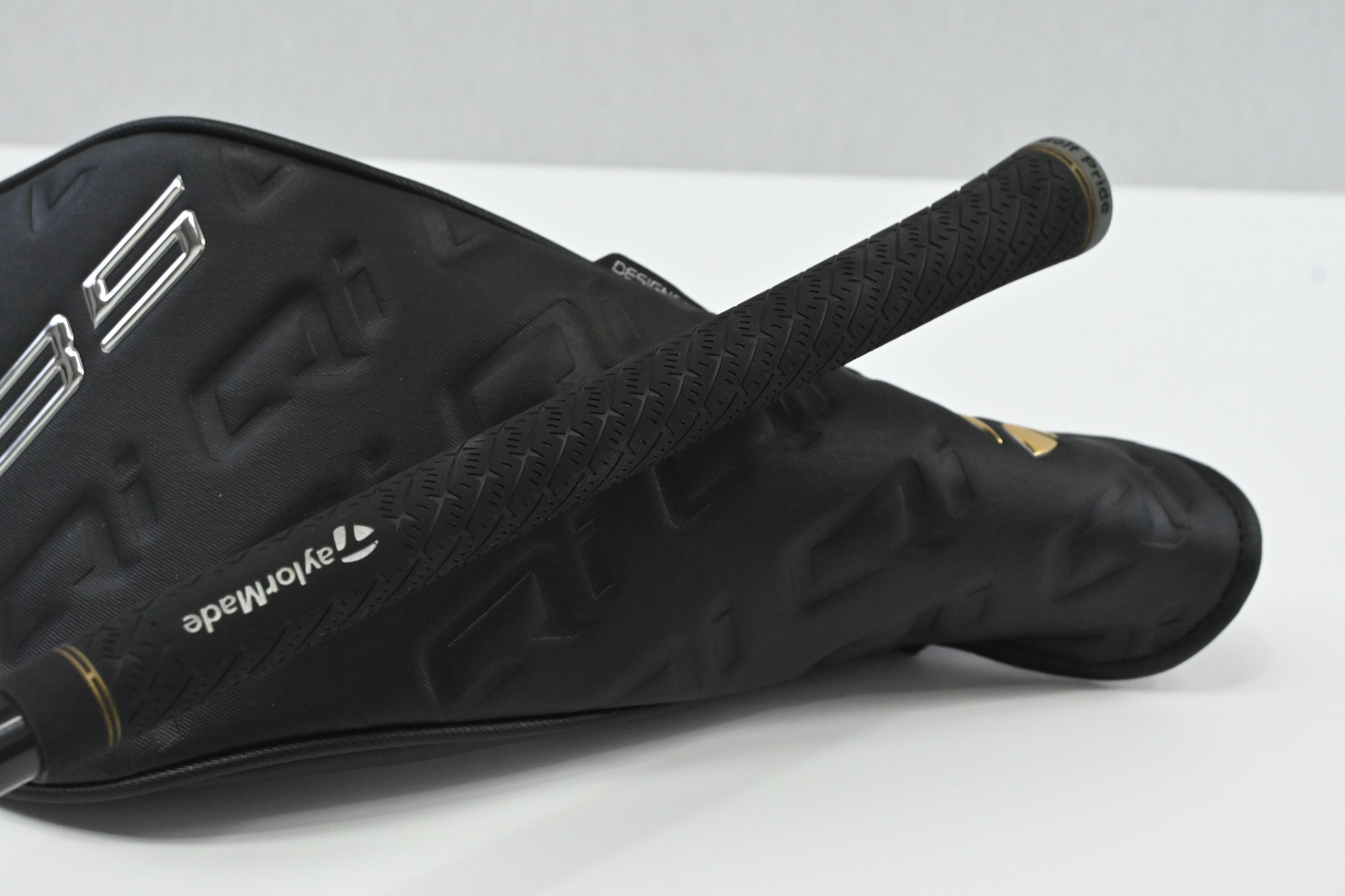 Taylormade Qi35 Max Designer Series Driver / 10.5 Degree / Regular Flex Diamana