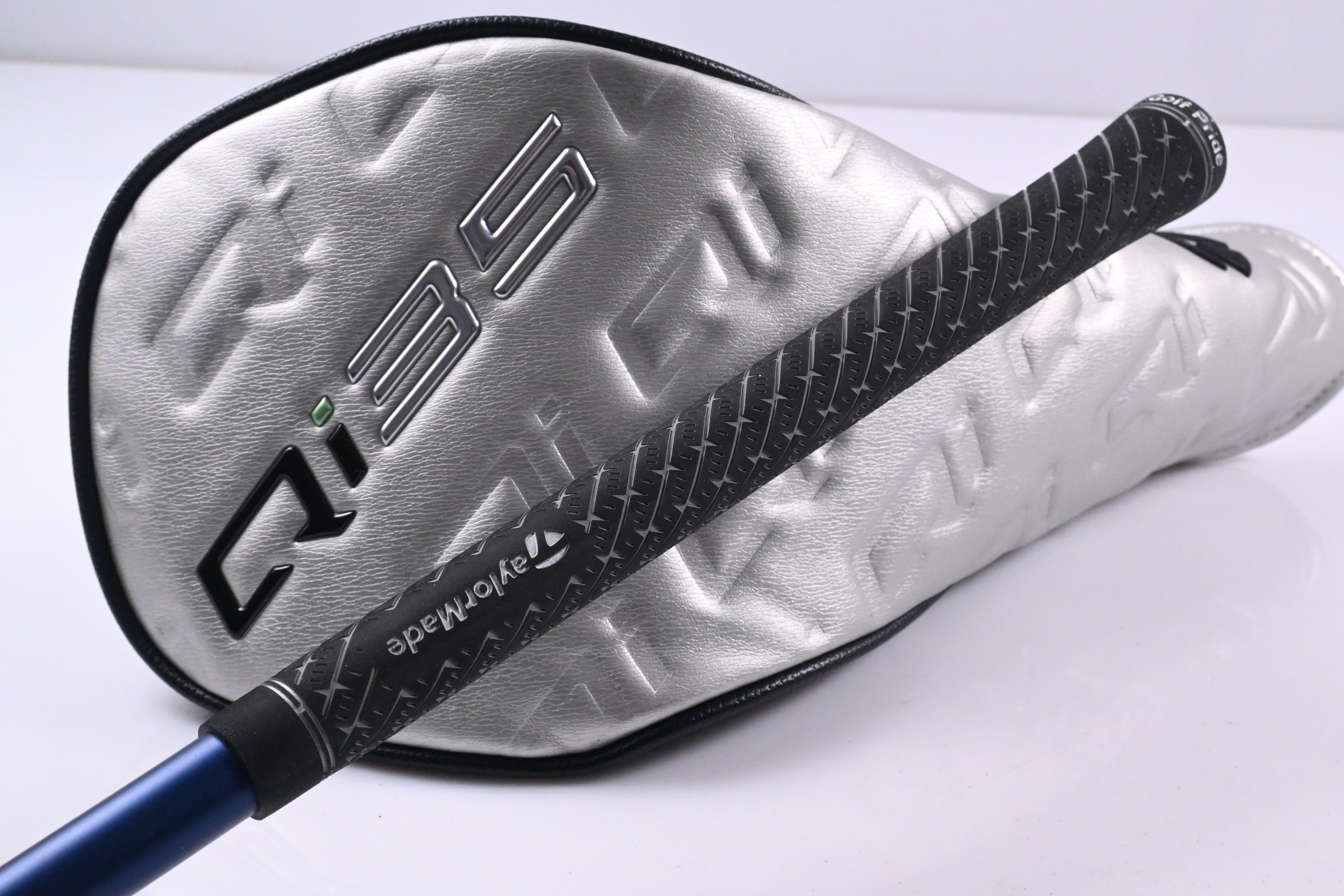 Taylormade Qi35 Driver / 12 Degree / Regular Flex Fujikura Ventus Blue '25 5