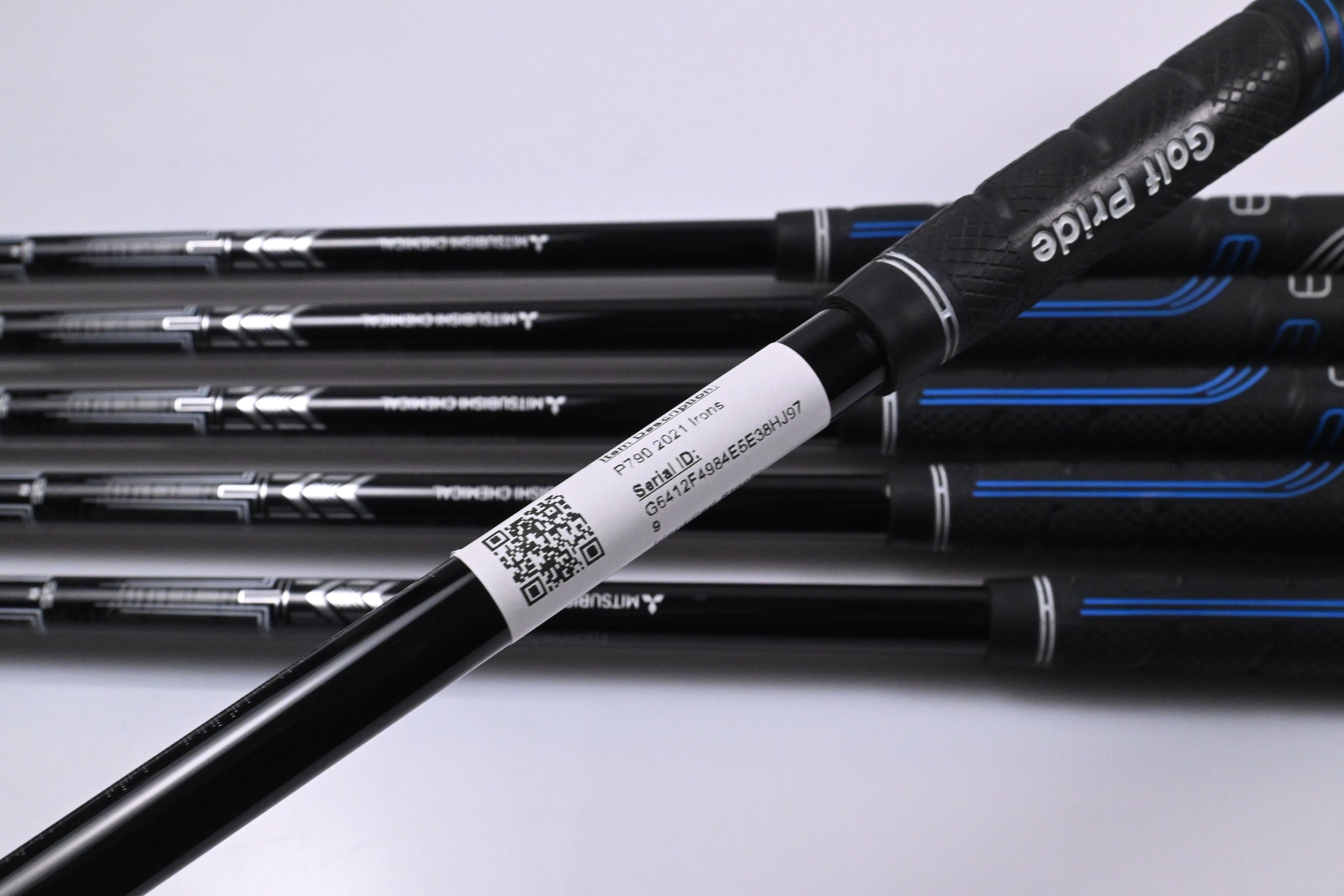 Taylormade P790 2021 Irons / 6-PW+AW / Regular Flex MMT 65 Shafts