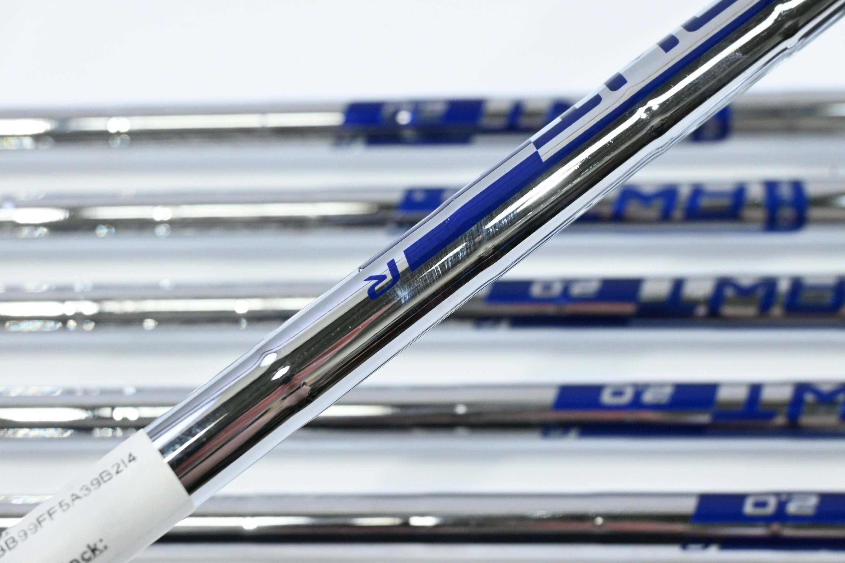 Ping i-Series E1 Irons / 5-PW / Red Dot / Regular Flex Ping AWT 2.0 Shafts