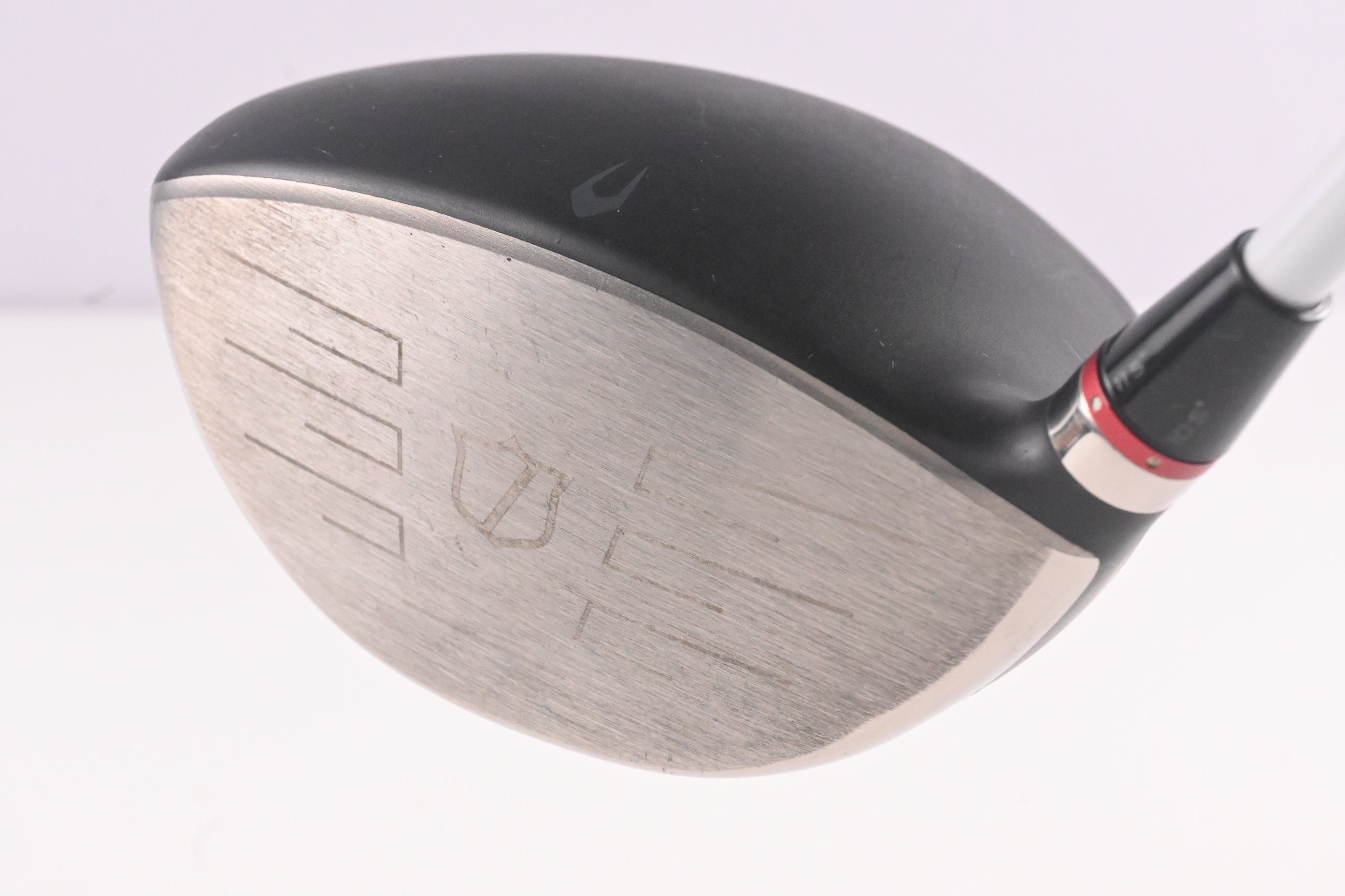 Wilson Staff D200 Driver / 9 Degree / Regular Flex Fubuki Z-Series 65 Shaft