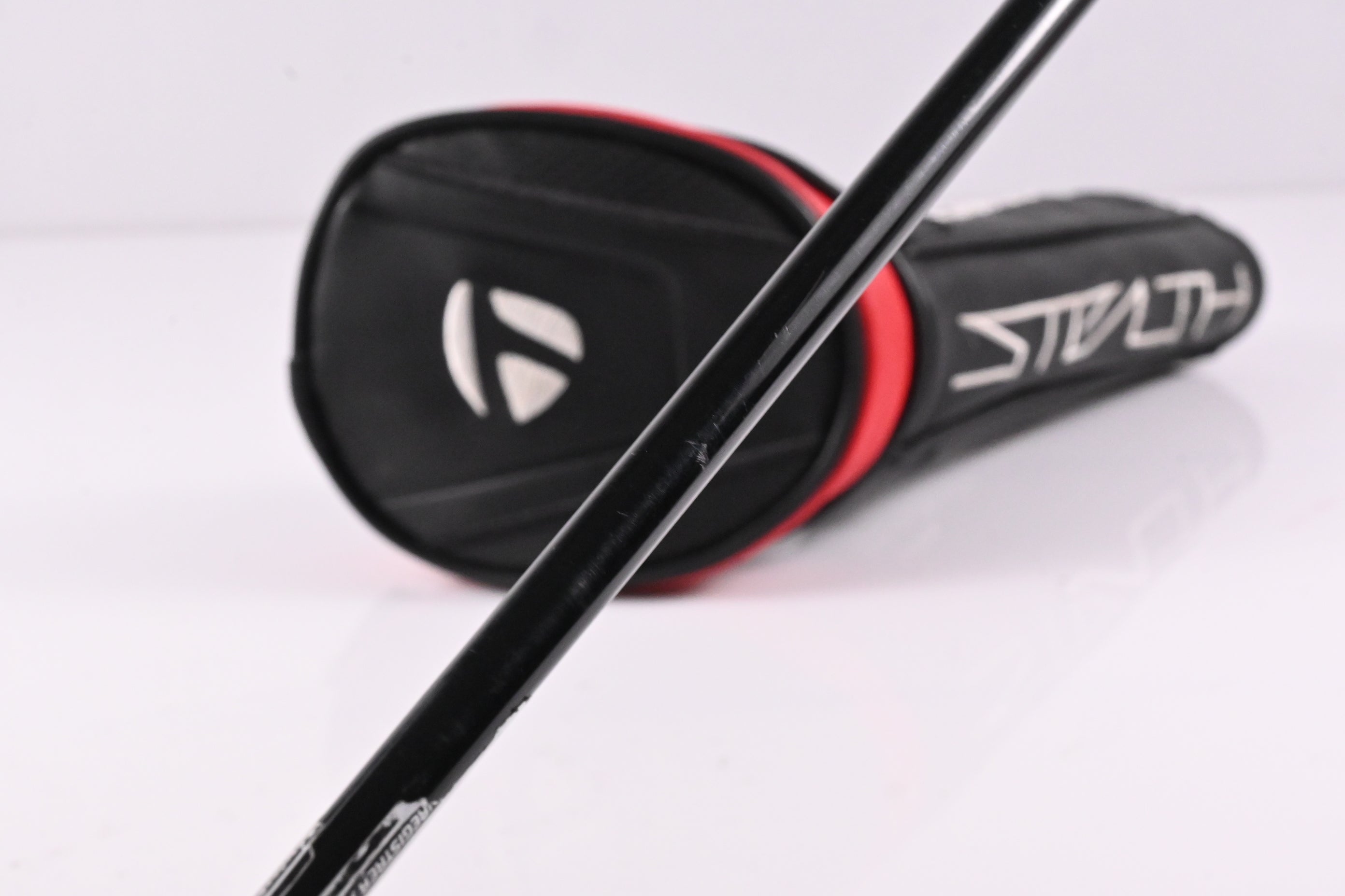 Taylormade Stealth Plus #3 Wood / 15 Degree / Stiff Flex HZRDUS Smoke RDX Red 75
