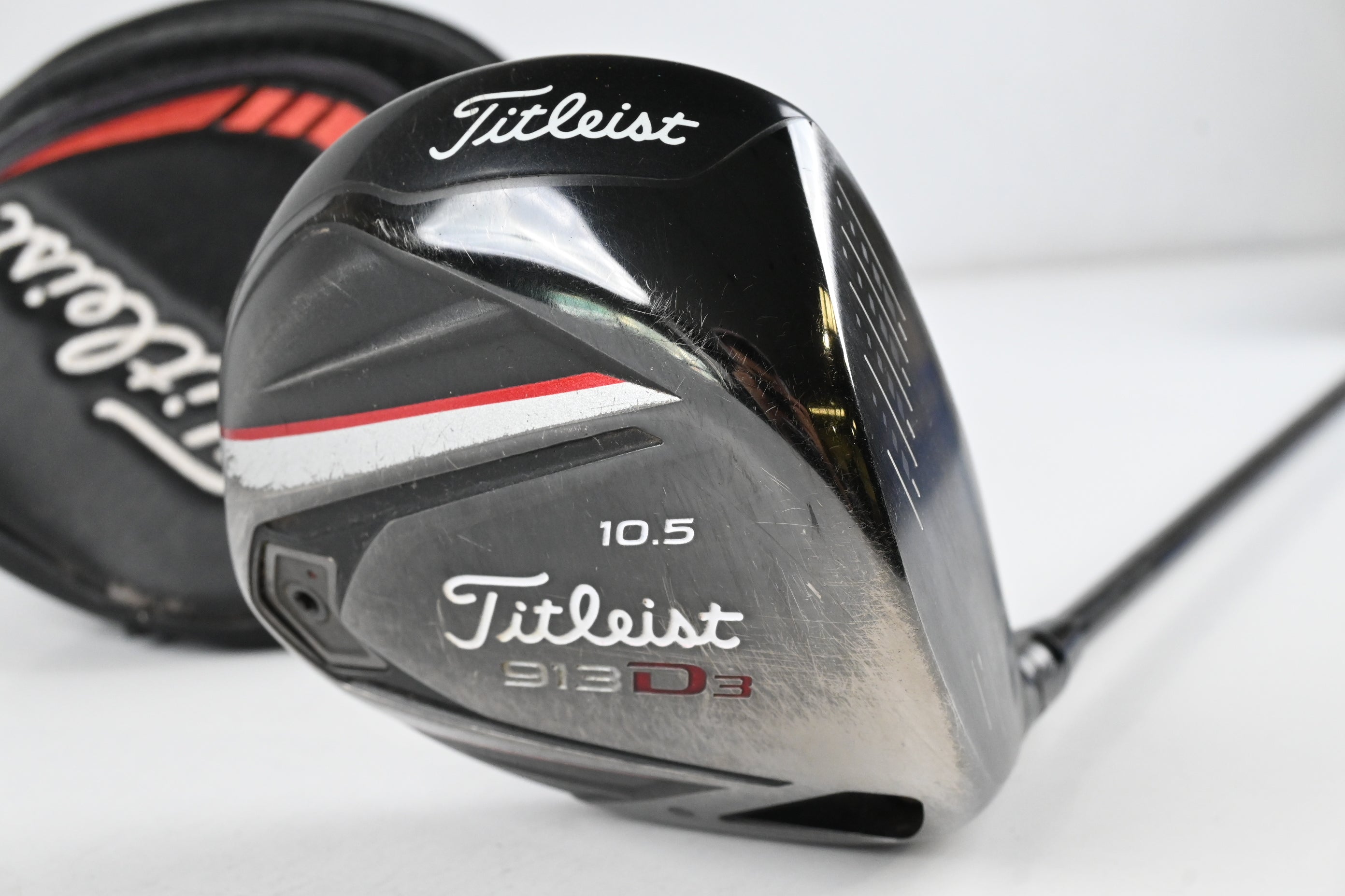 Titleist 913 D3 Driver / 10.5 Degree / Stiff Flex Aldila RIP Phenom 70 Shaft