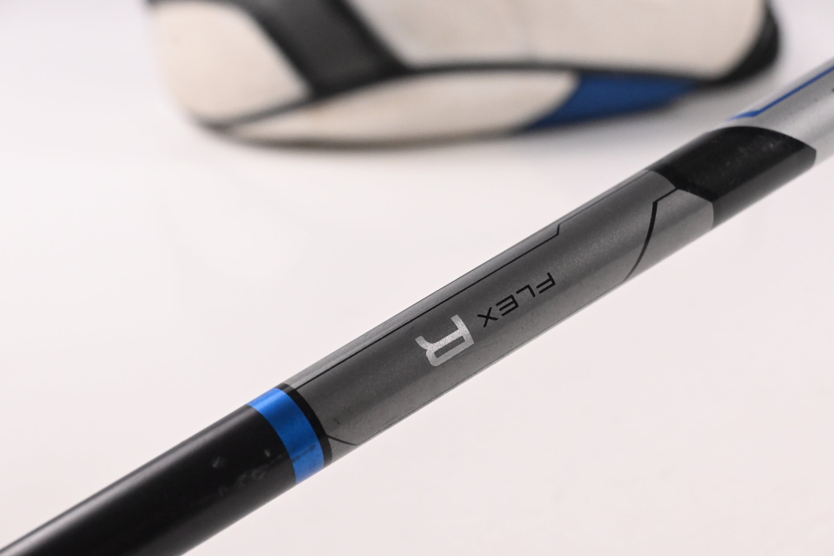 Taylormade SLDR-S Driver / 10 Degree / Regular Flex Speeder 57 Shaft