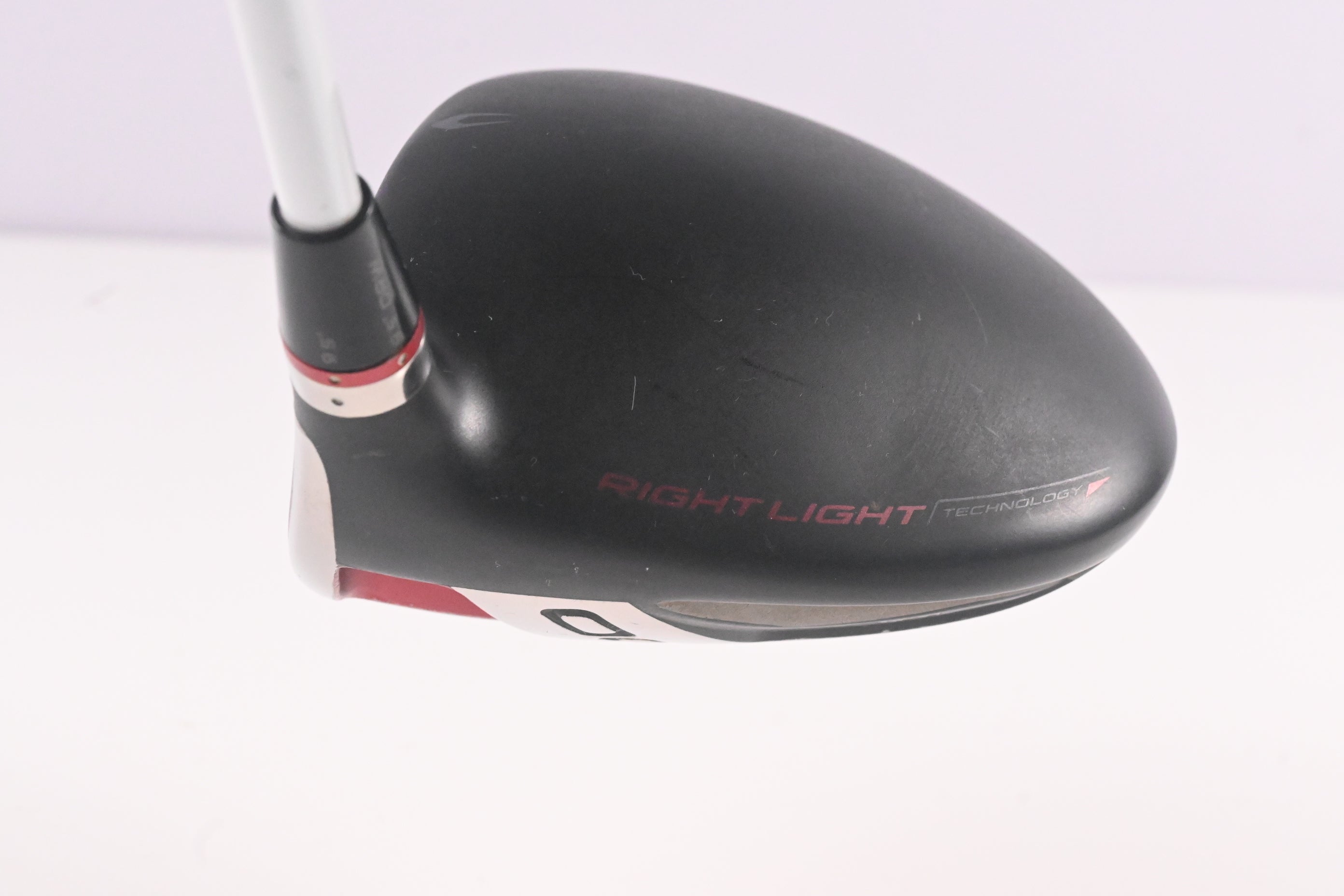 Wilson Staff D200 Driver / 9 Degree / Regular Flex Fubuki Z-Series 65 Shaft