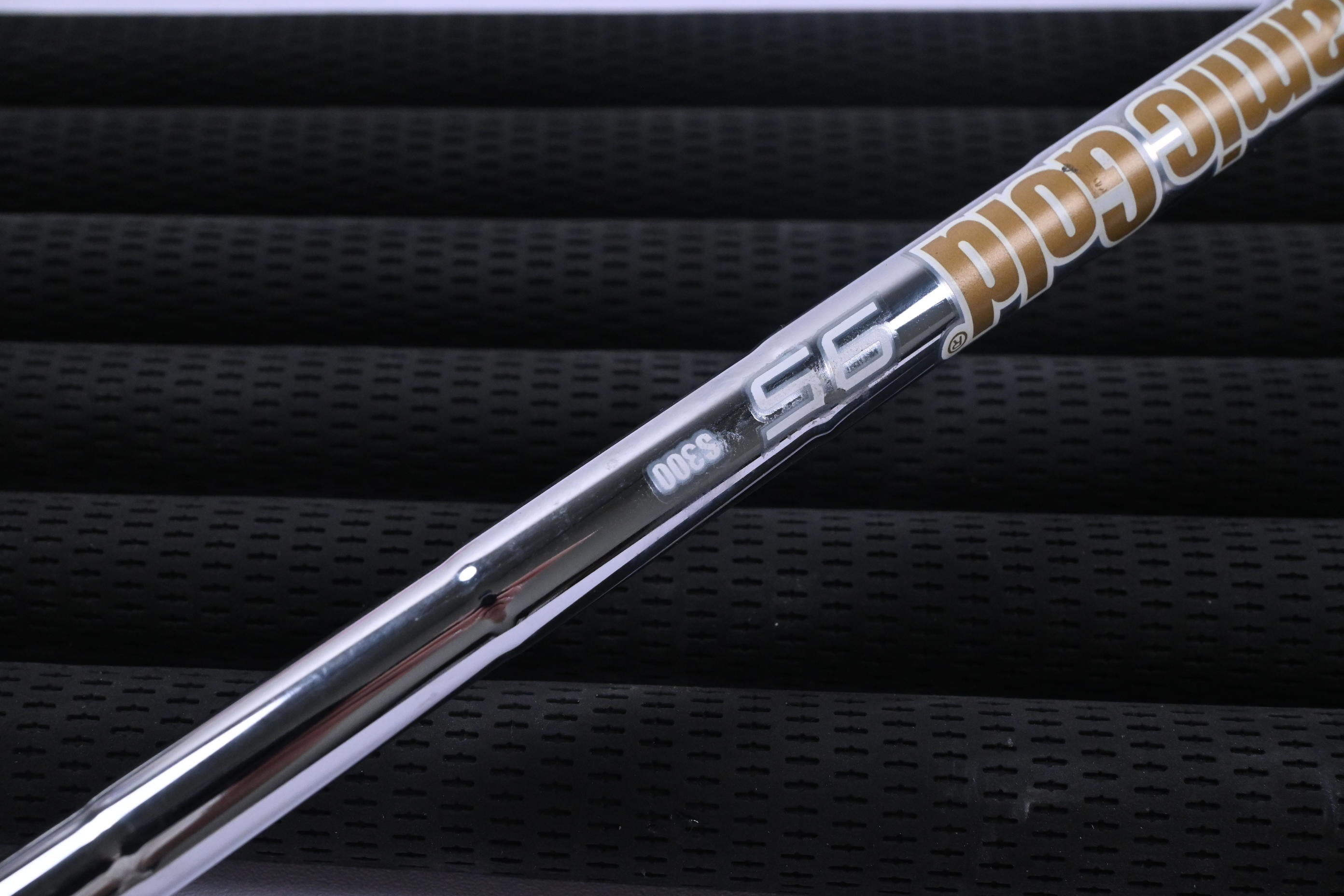 Mizuno Pro 243 Irons / 4-PW / Stiff Flex Dynamic Gold 95 S300 Shafts